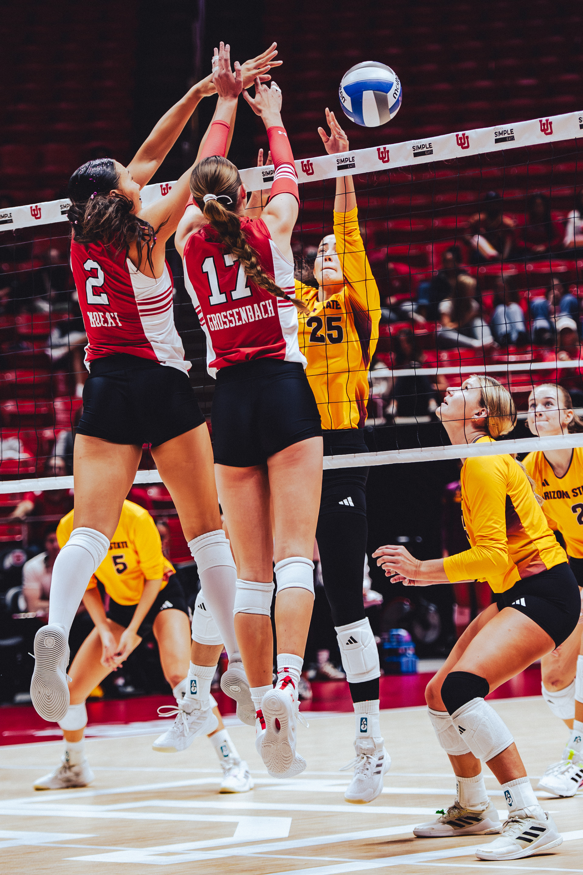 Emrie Moea'i (#2) and Allie Grossenbach (#17)