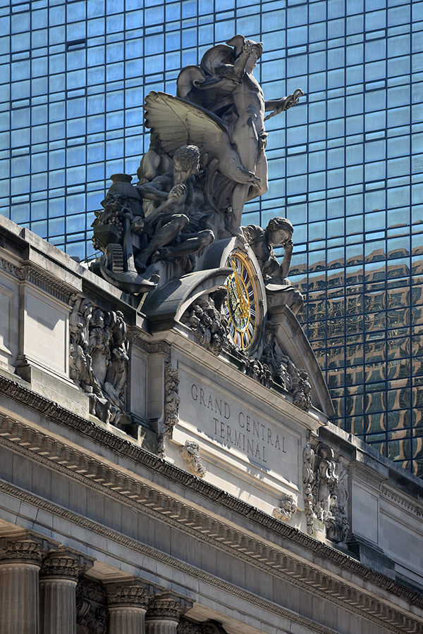 Grand Central Terminal in New York City II, 2018 © Scott Clowney