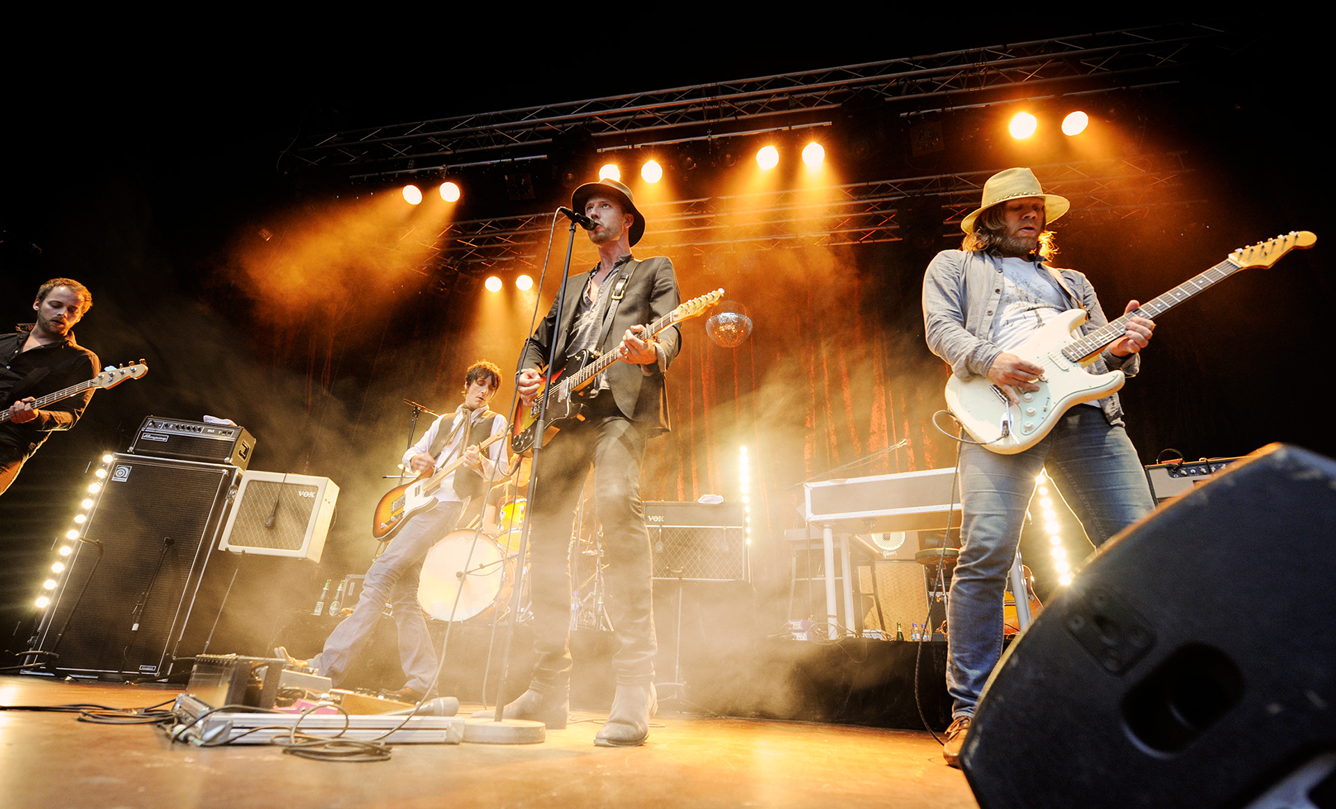 Sivert Høyem på konsert i Grenland. Foto: Robert McPherson