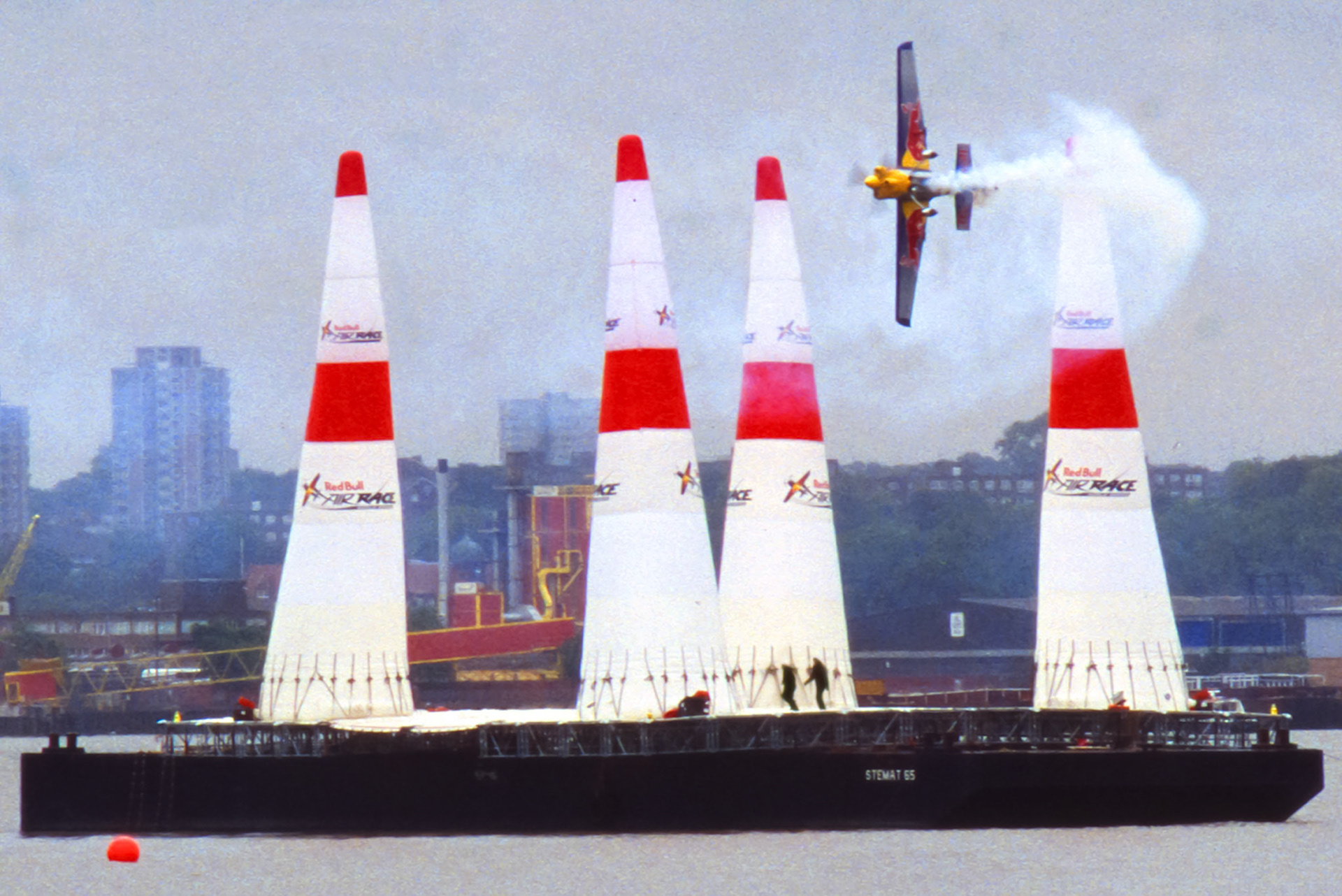 Red Bull Air Race comes to London, 2008