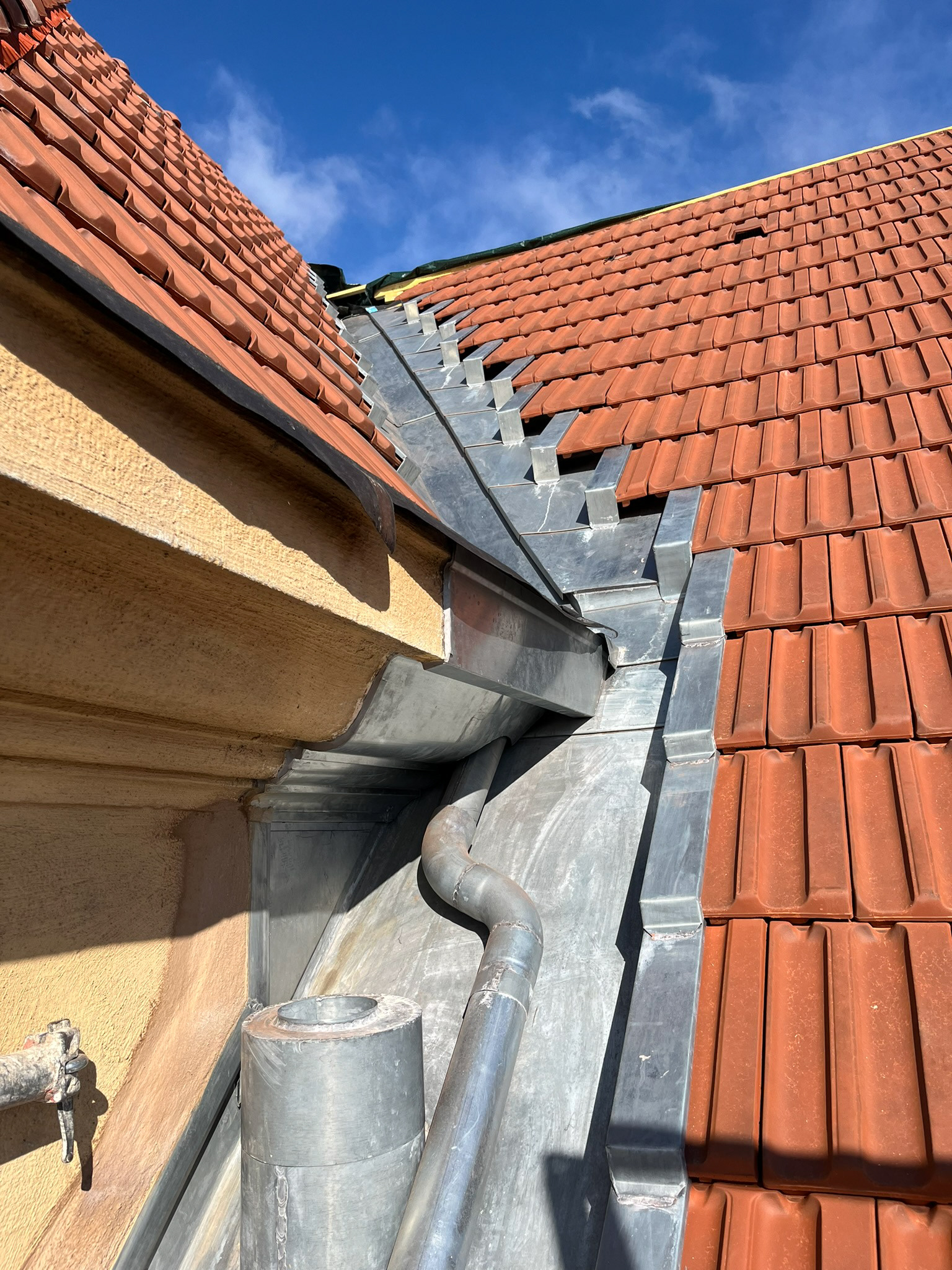 Noue à redents - Habillages en zinc