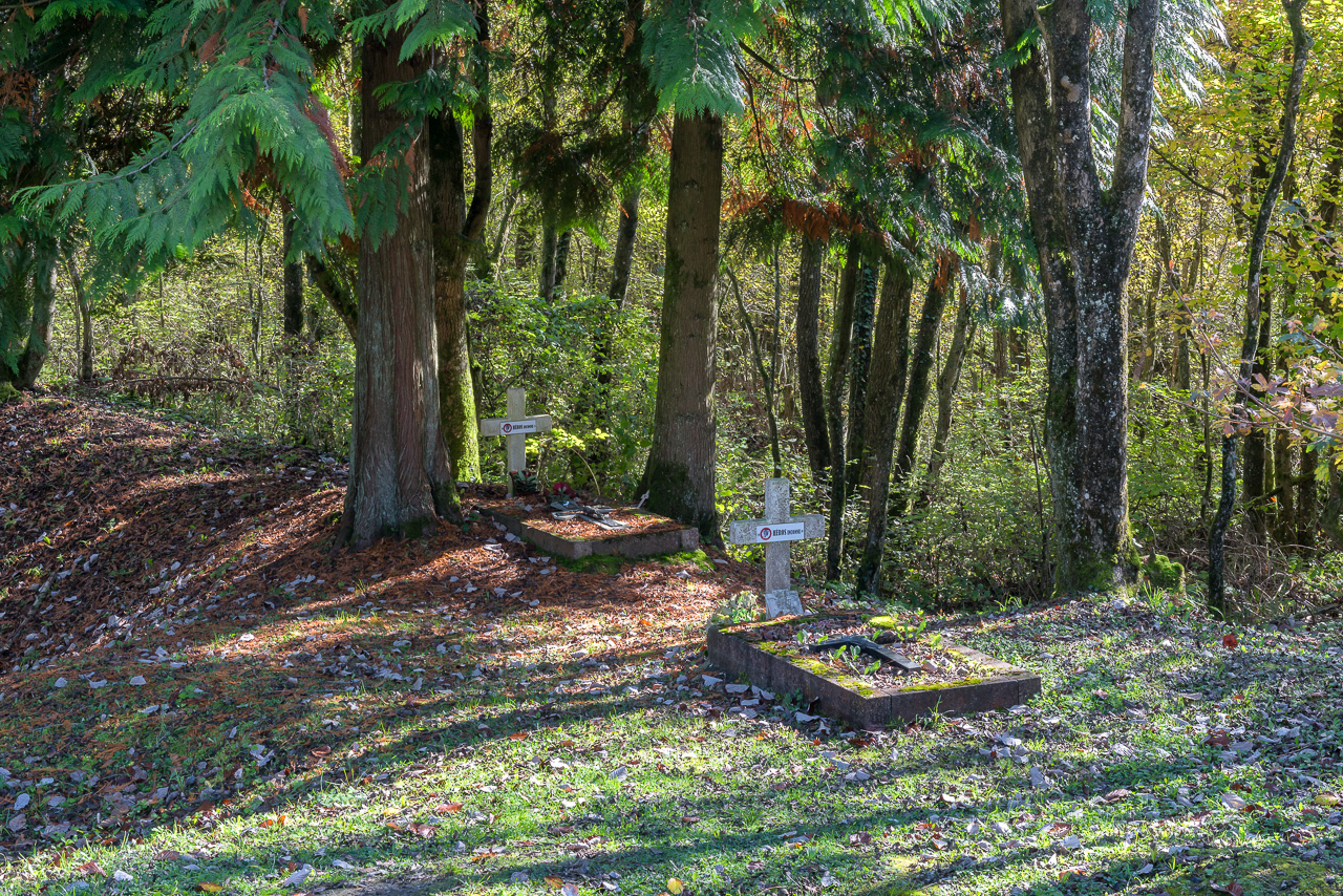 Tombes des héros (55)