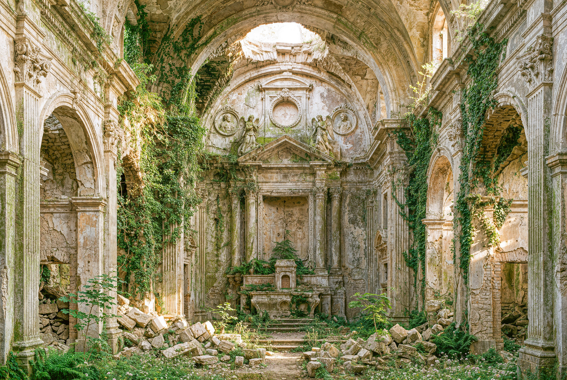 Une pierre après l'autre, Chapelle abandonnée - Portugal
