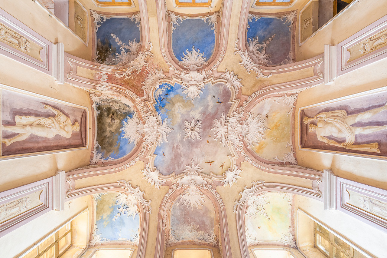 / Palace, Italy