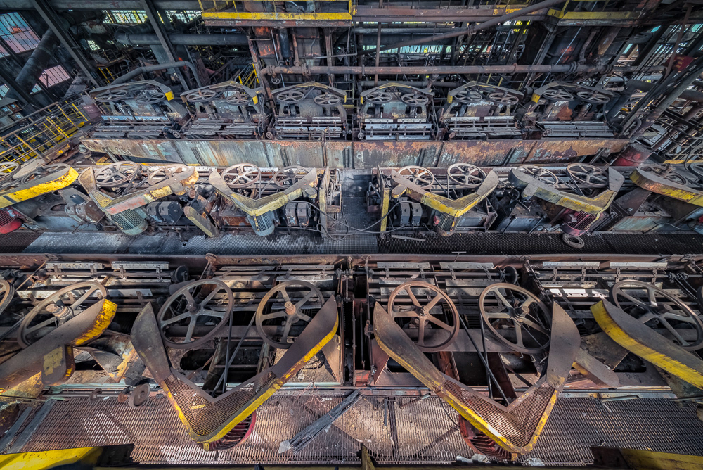 Stop, Rewind, Play / Coal Mine / France