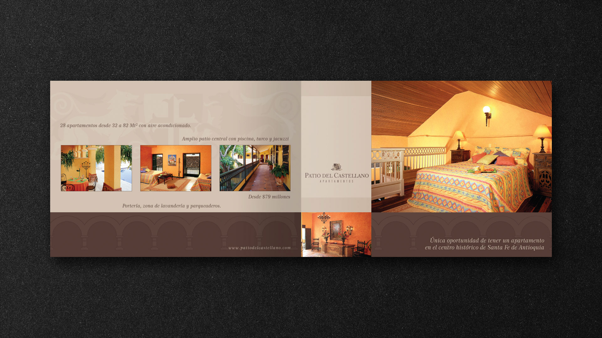 Patio del Castellano, Brochure Interior