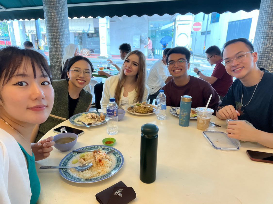 Lunch Out with Exchange Students