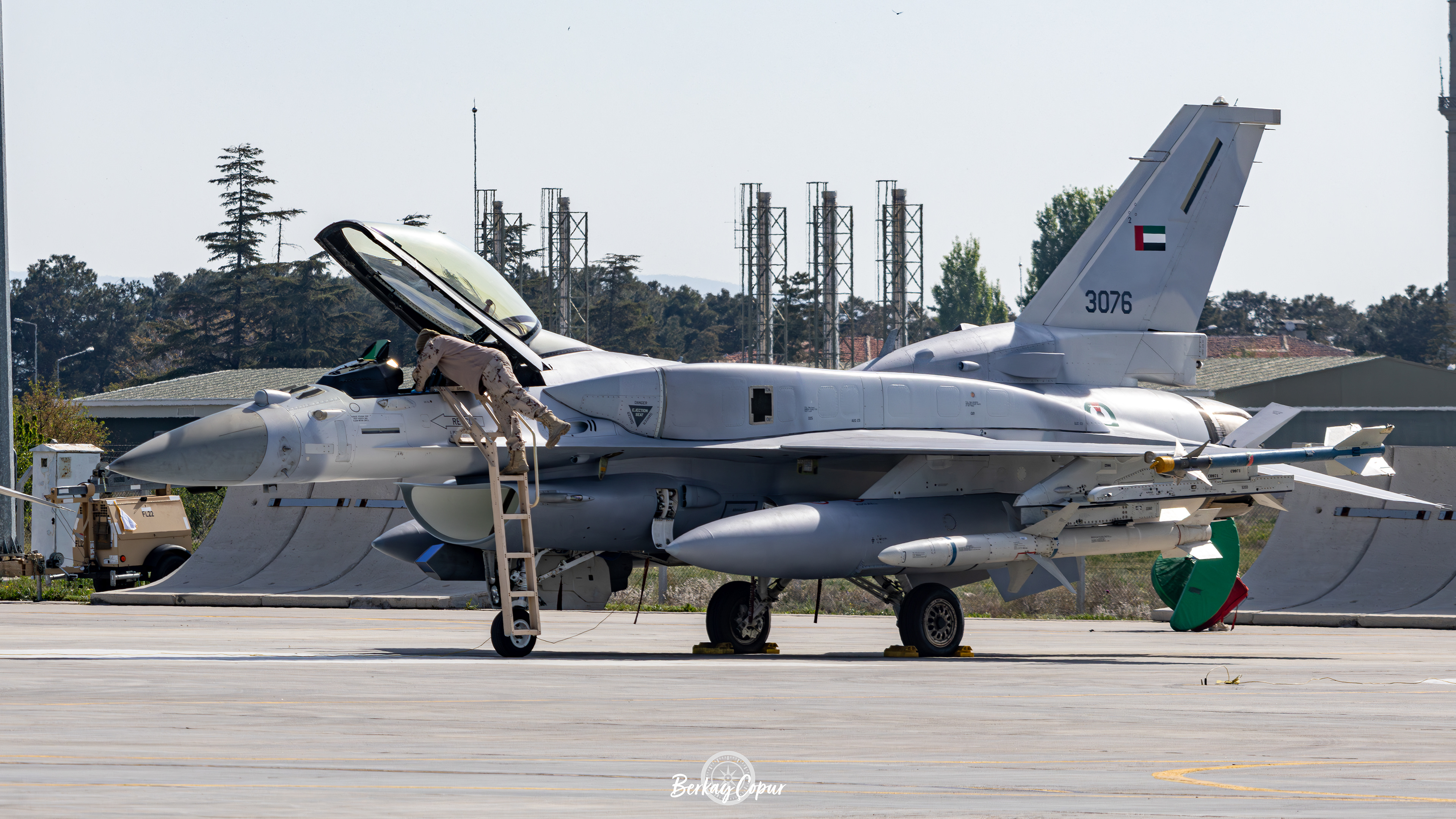 Birleşik Arap Emirlikleri Hava Kuvvetleri / F-16