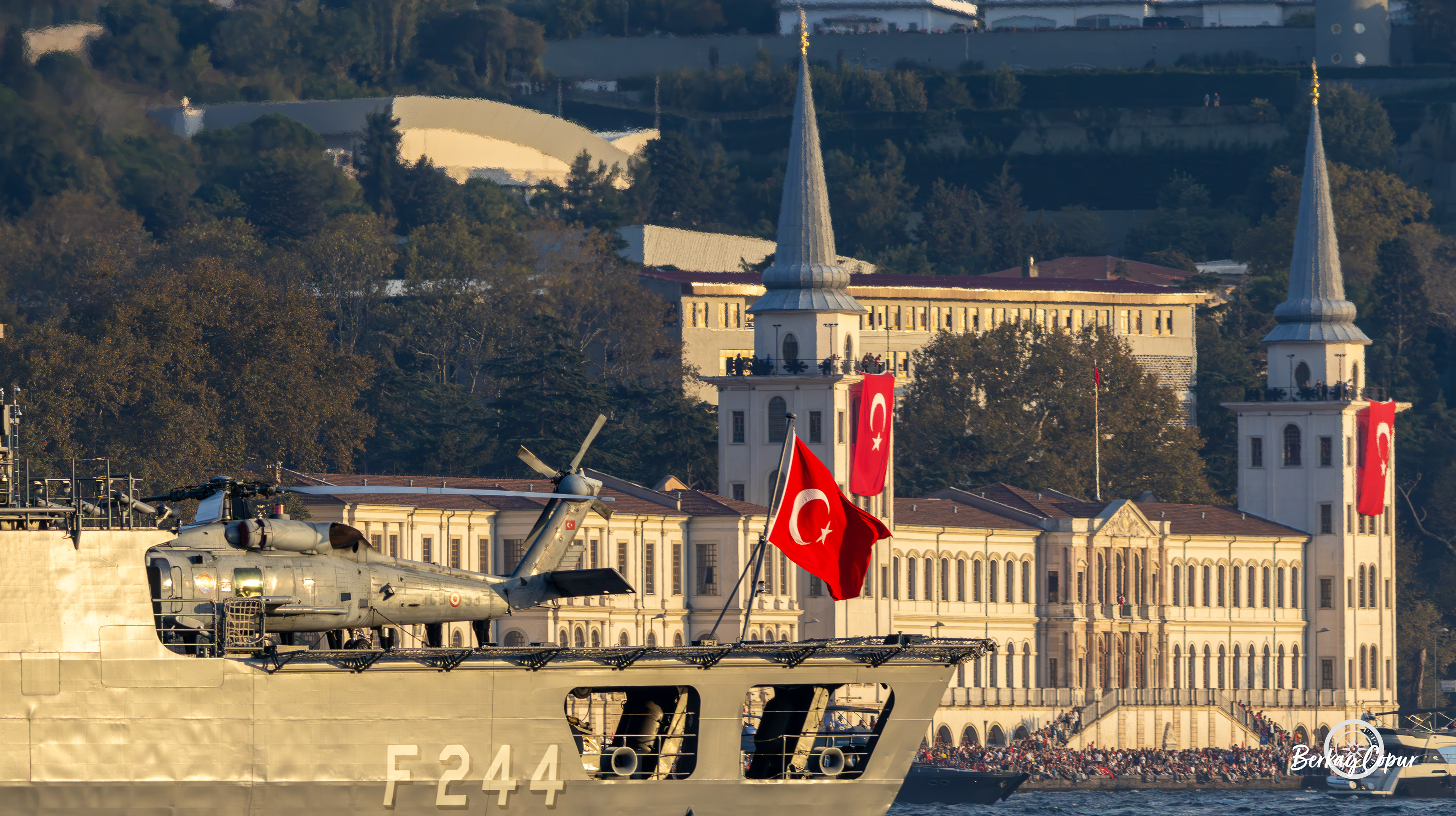 TCG Barbaros (F-244) / TCB-53 (Sikorsky S-70B Seahawk)