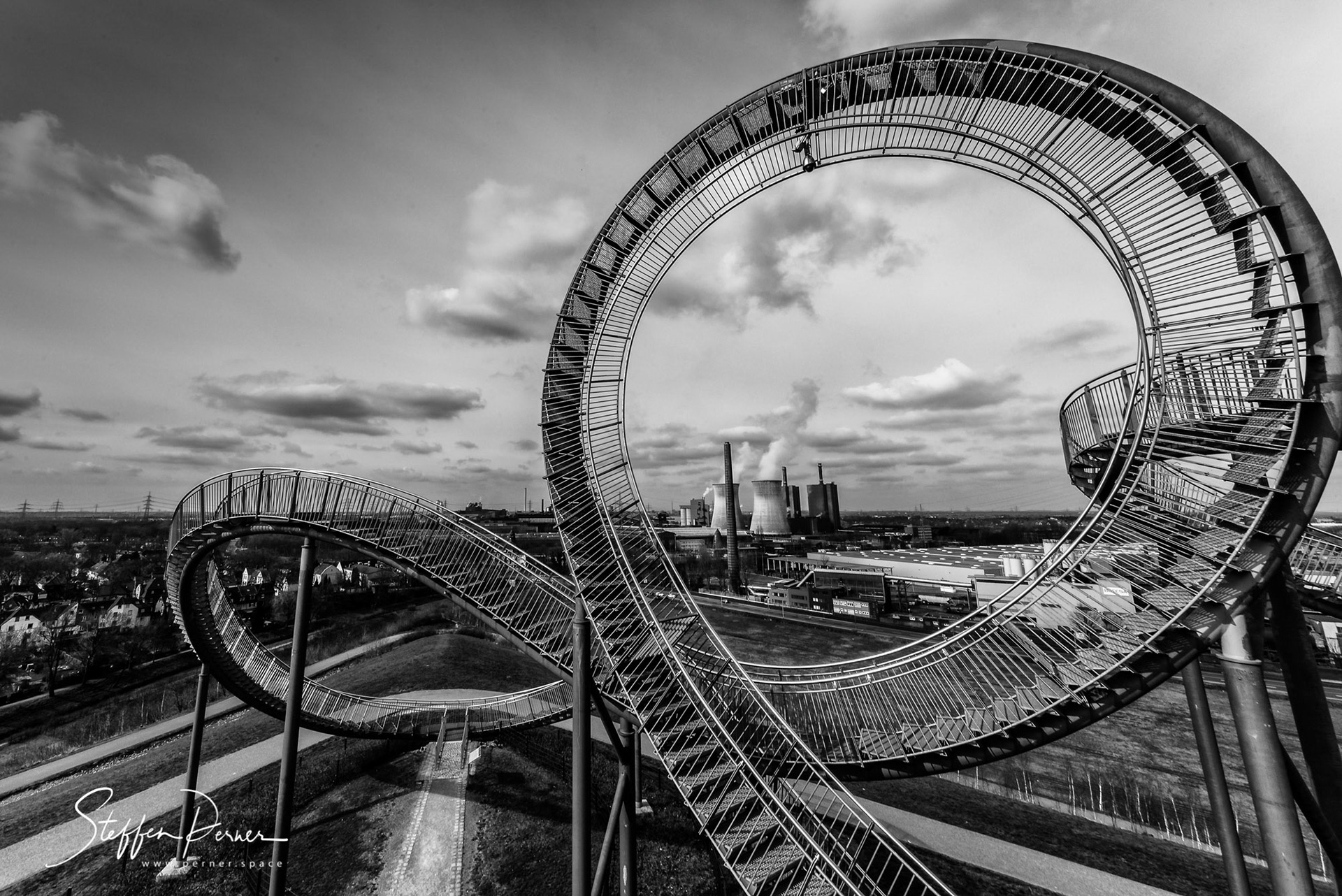 tiger and Turtle – Magic Mountain