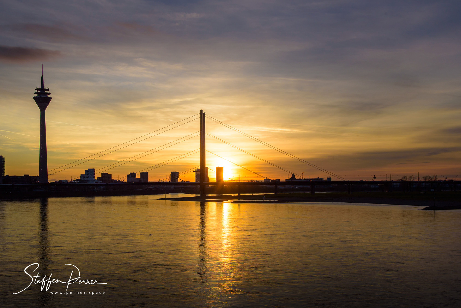 Sunset in Düsseldorf