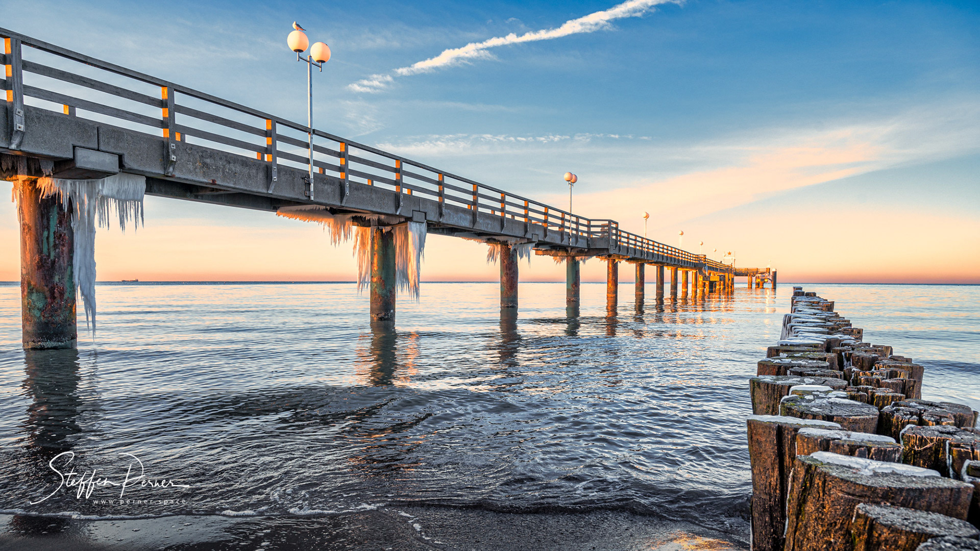 Icicles at pier