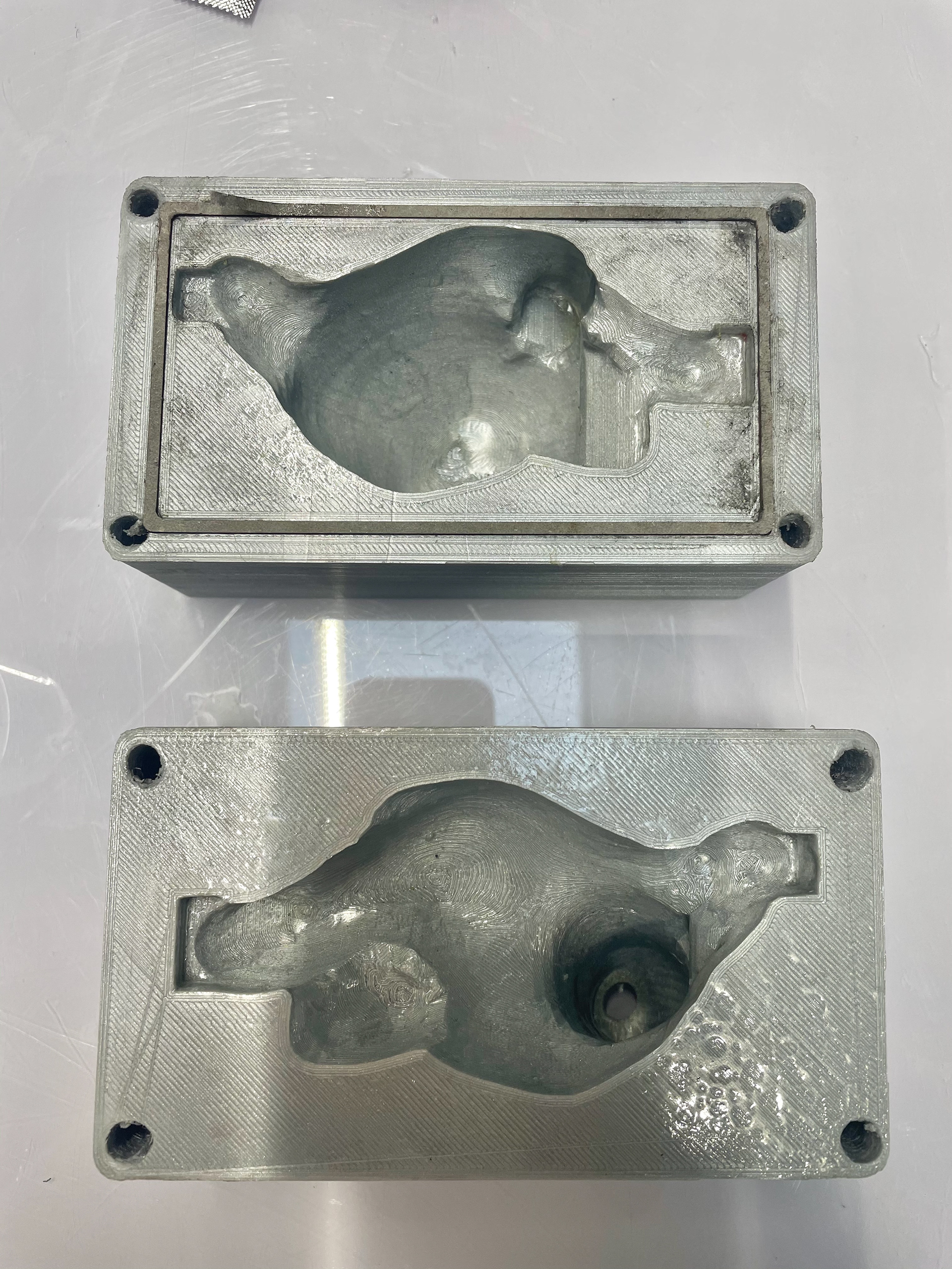3D printed outer mould with gasket material
