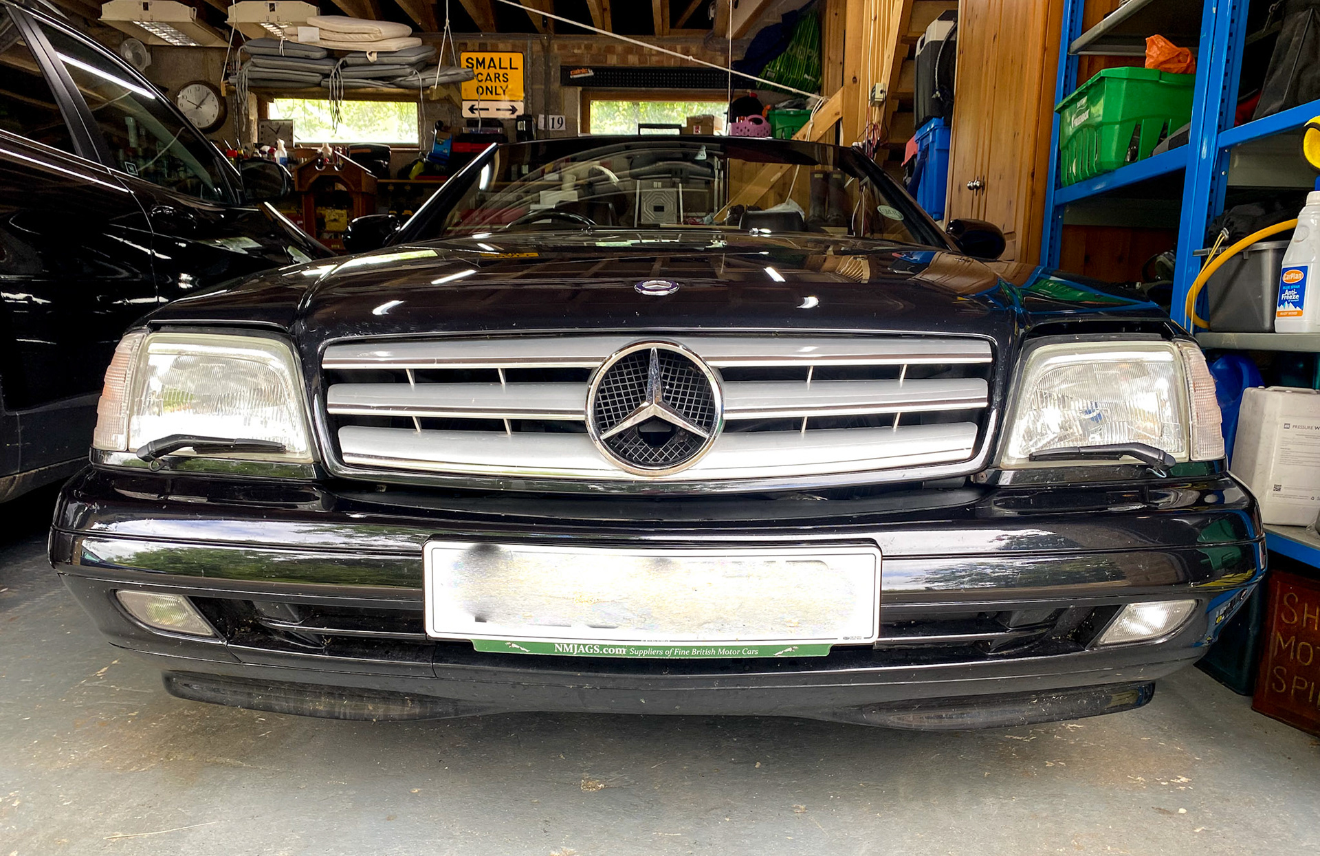 Old, after market grille - about to be replaced