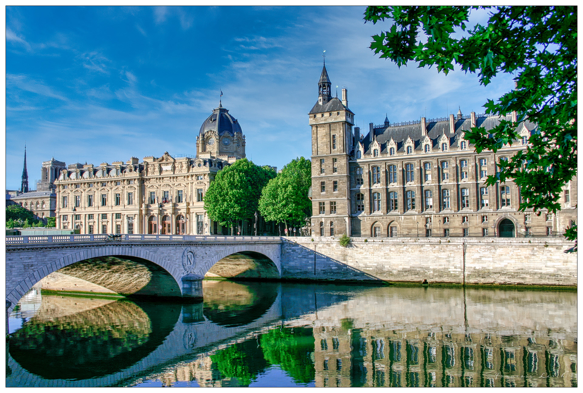 Tribunal de Commerce et la Conciergerie