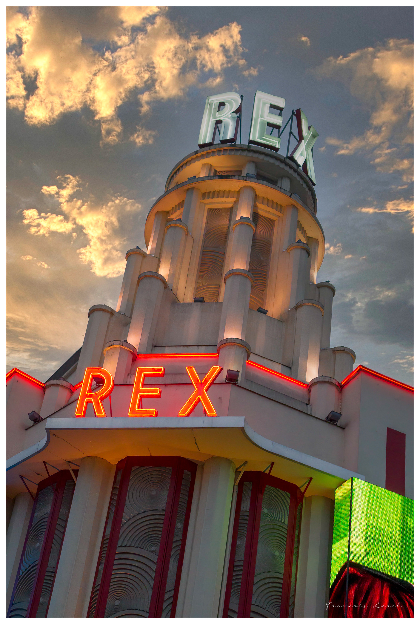 Cinema - Le REX