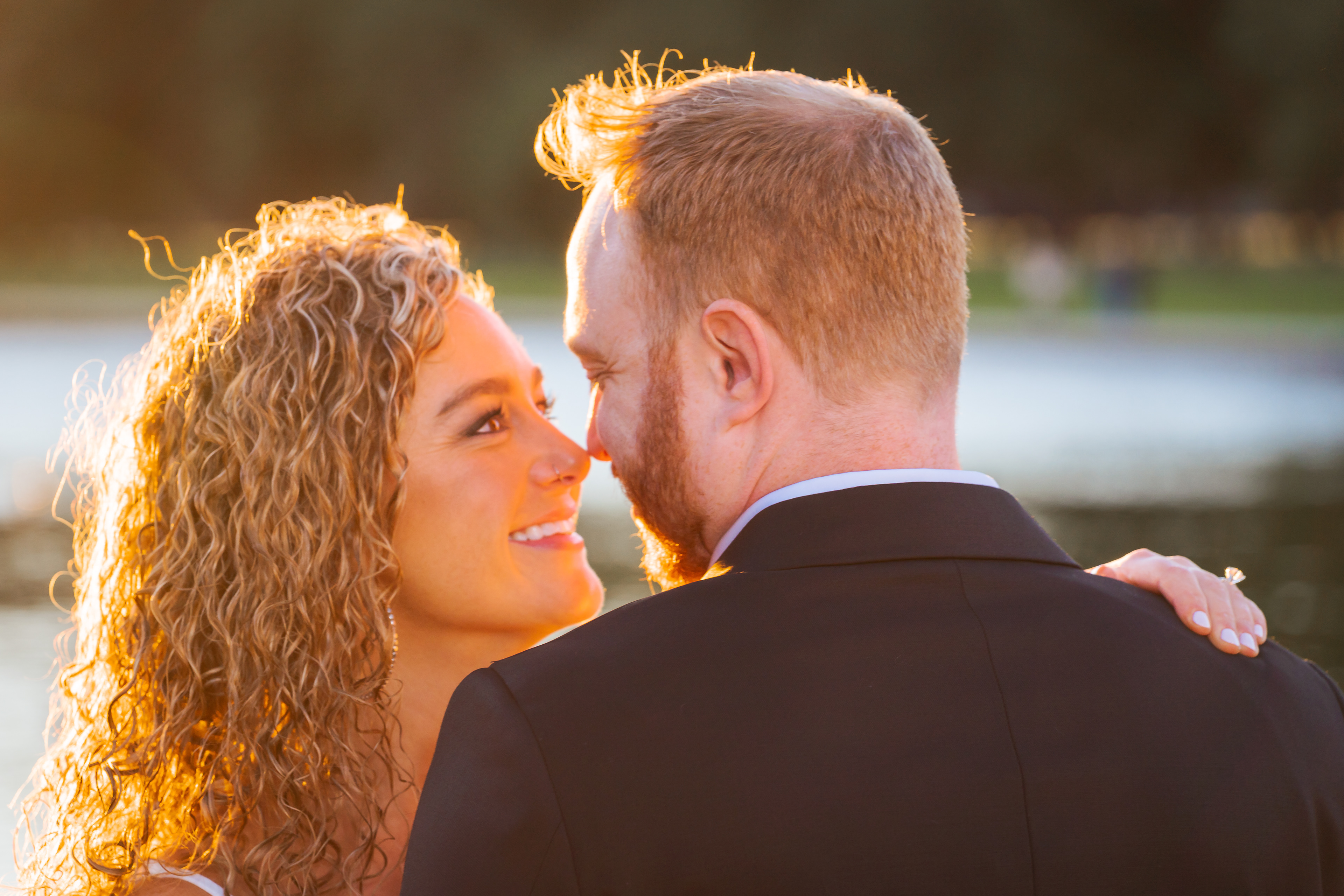Bridal portrait at the Lincoln Memorial