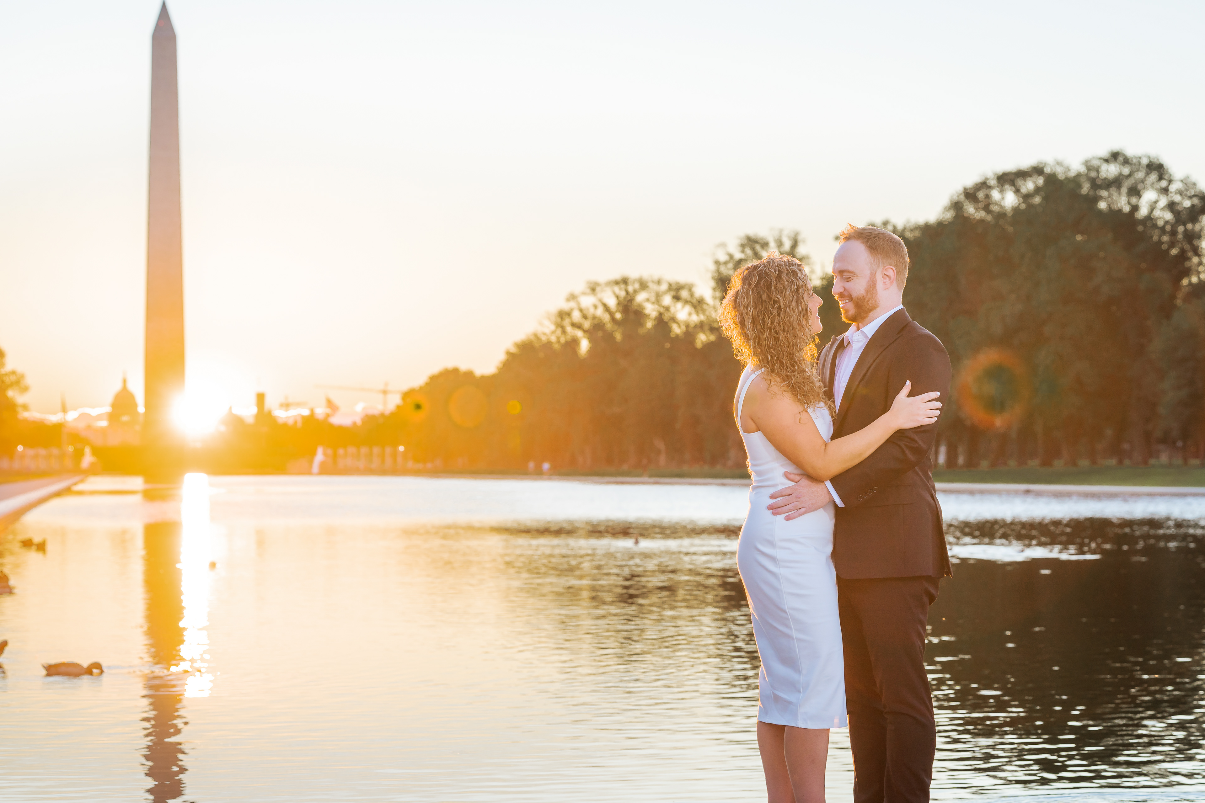 Bridal portrait at the Lincoln Memorial