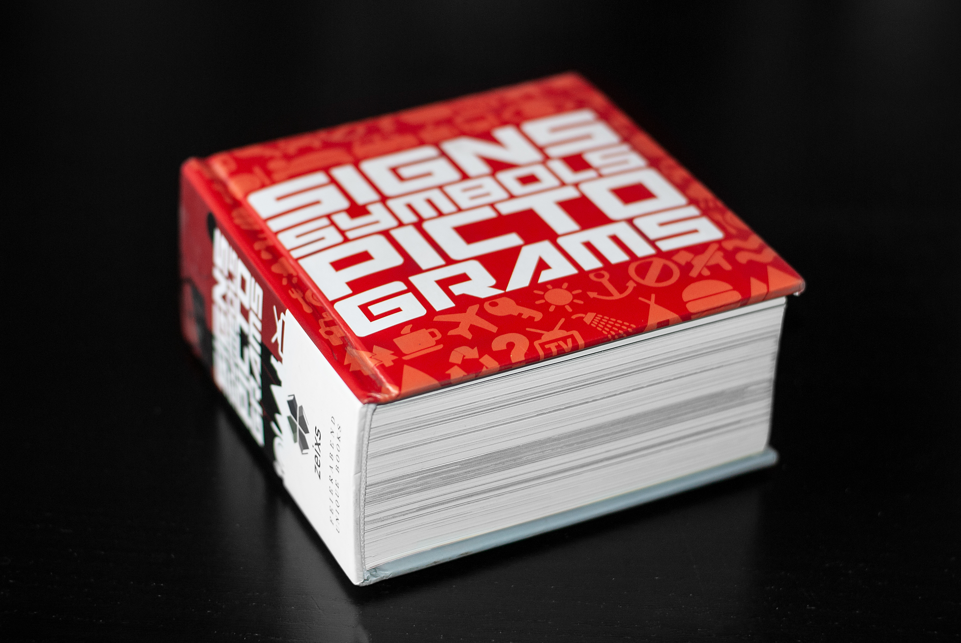 Signs, Symbols, Pictograms | Zeixs Verlag
