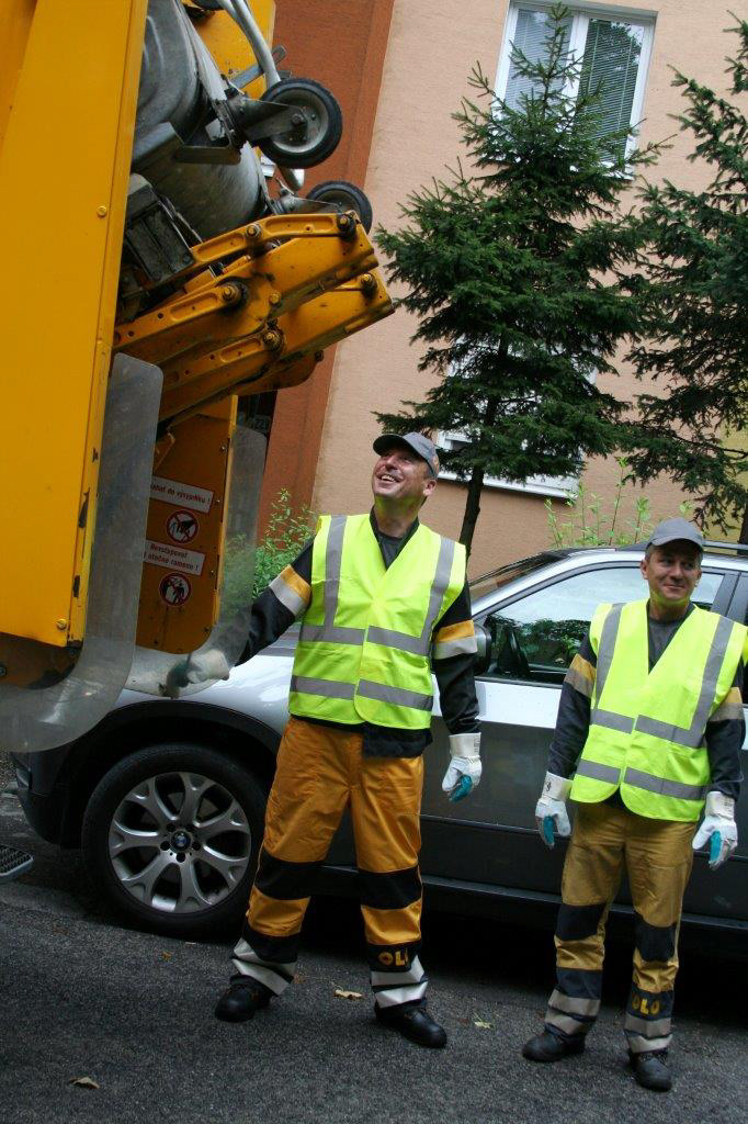 PR campaign "What a Day in the Life of a Garbage Collector Looks Like" with Europa 2 radio and the Minister of Transport, Construction, and Regional Development of the Slovak Republic