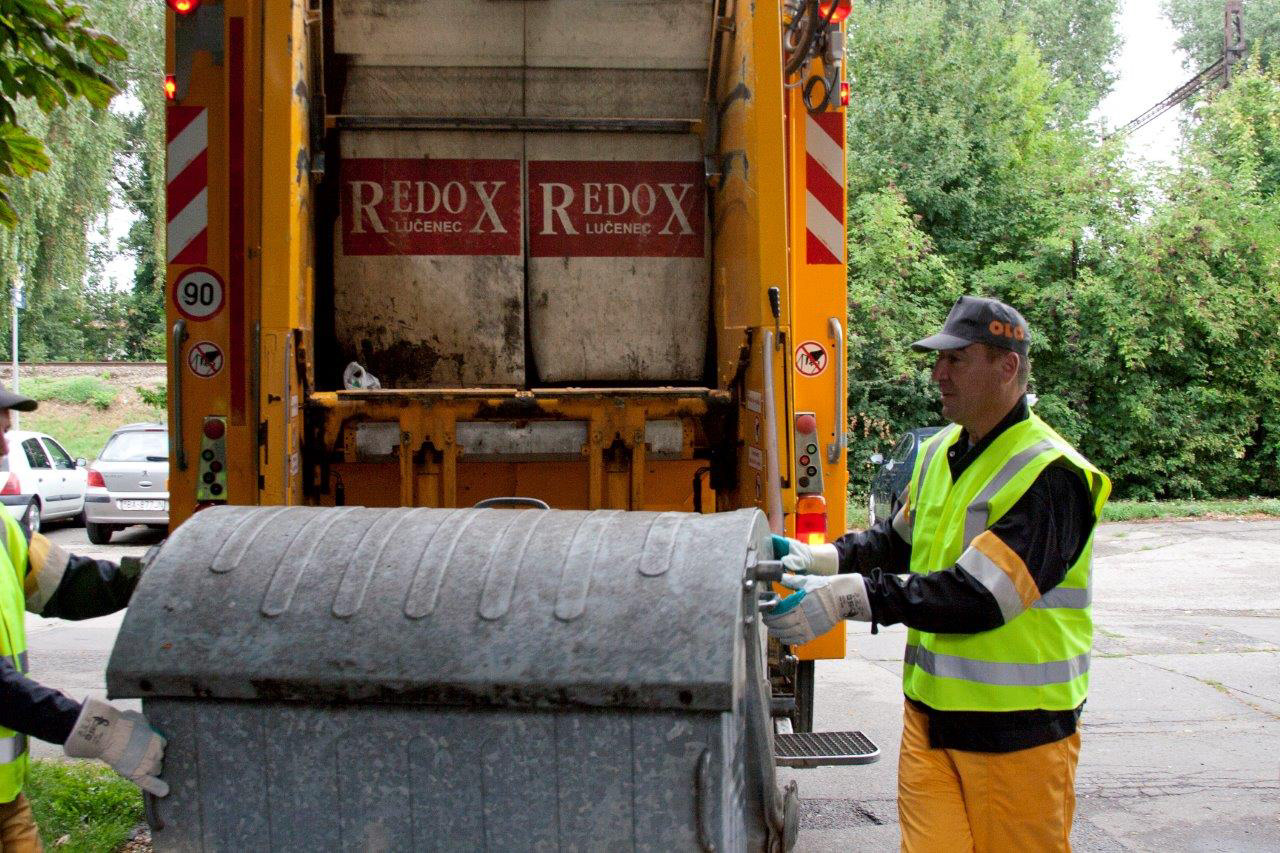 PR campaign "What a Day in the Life of a Garbage Collector Looks Like" with Europa 2 radio and the Minister of Transport, Construction, and Regional Development of the Slovak Republic