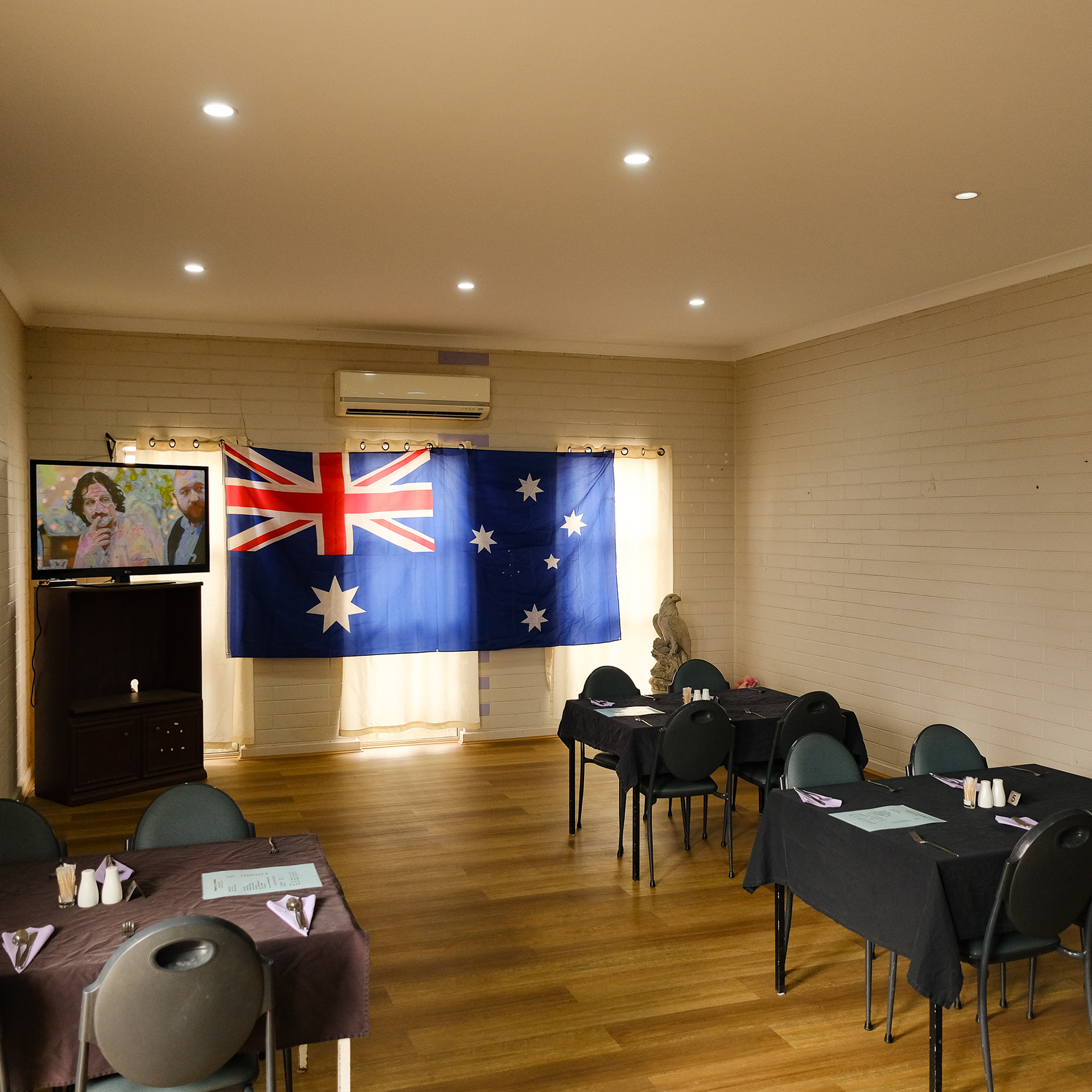 Cocklebiddy Roadhouse