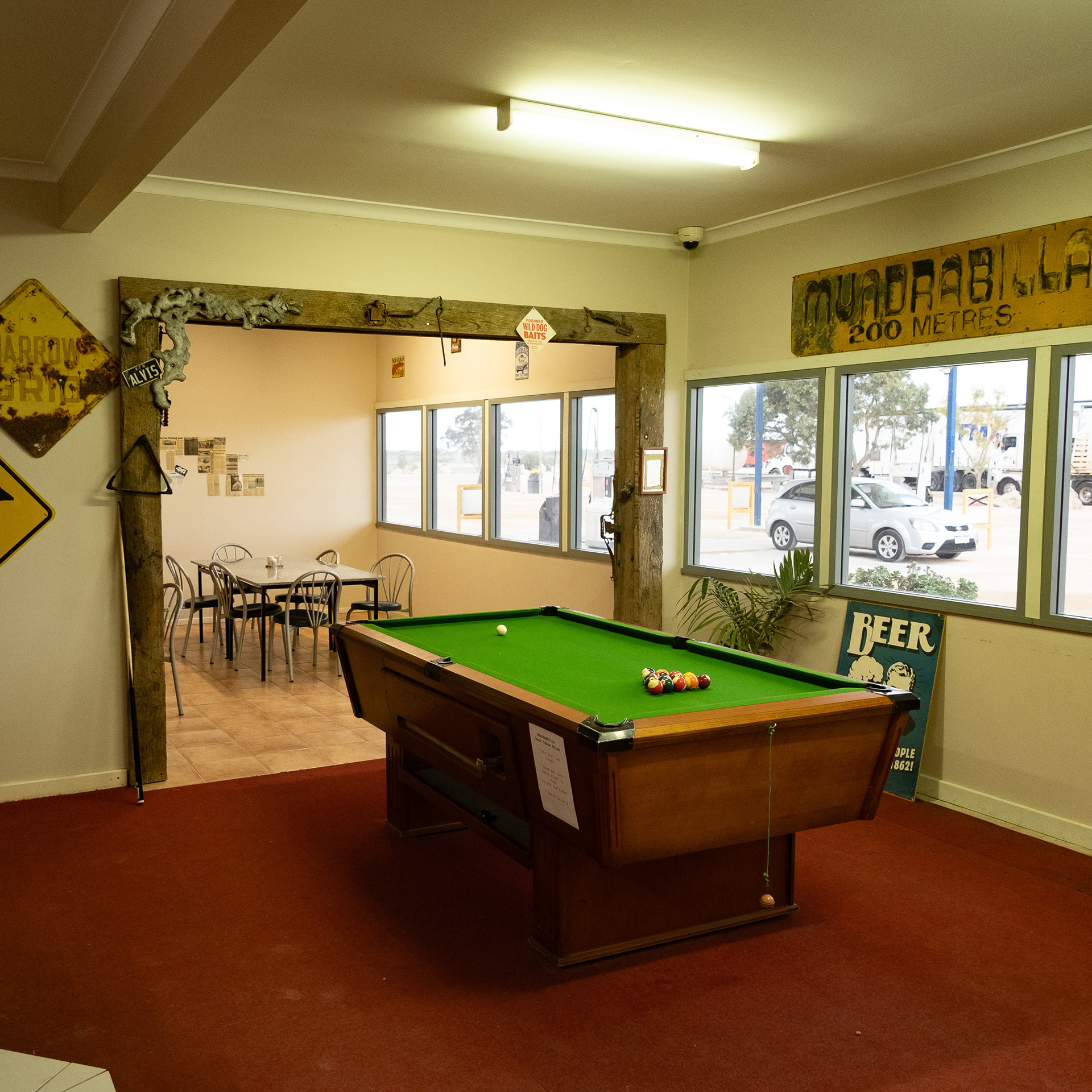 Mundrabilla Roadhouse