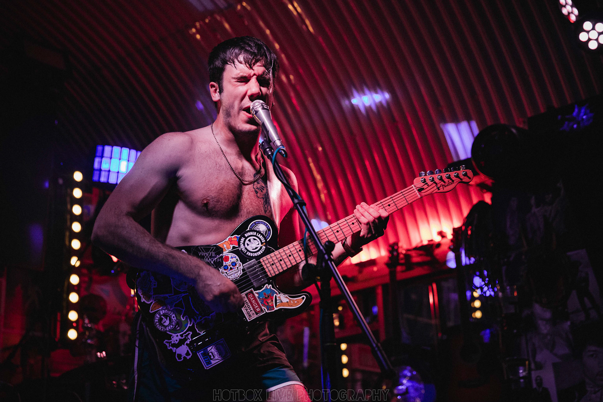 Post-Punk duo DEH-YEY