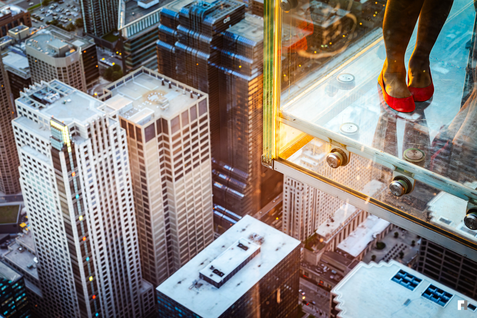 Sears / Willis Tower, red ballerinas, Chicago.