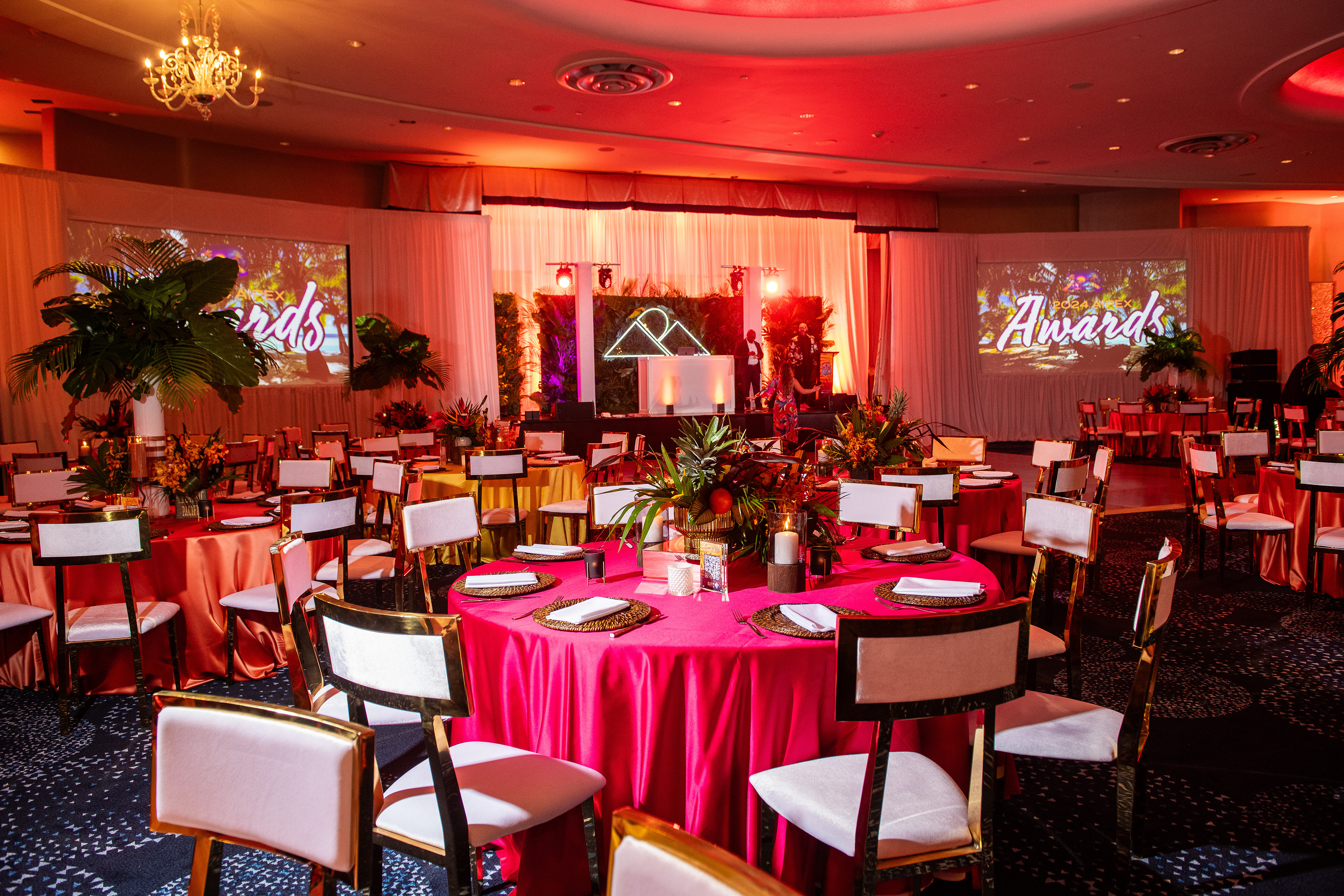 Event Planning, Branding, and Design (Credit: Victoria Genova Photography)