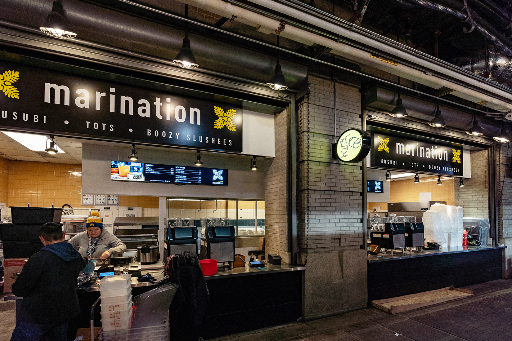 T-Mobile Pen rectangular signage and round infographic signage: Client Marination