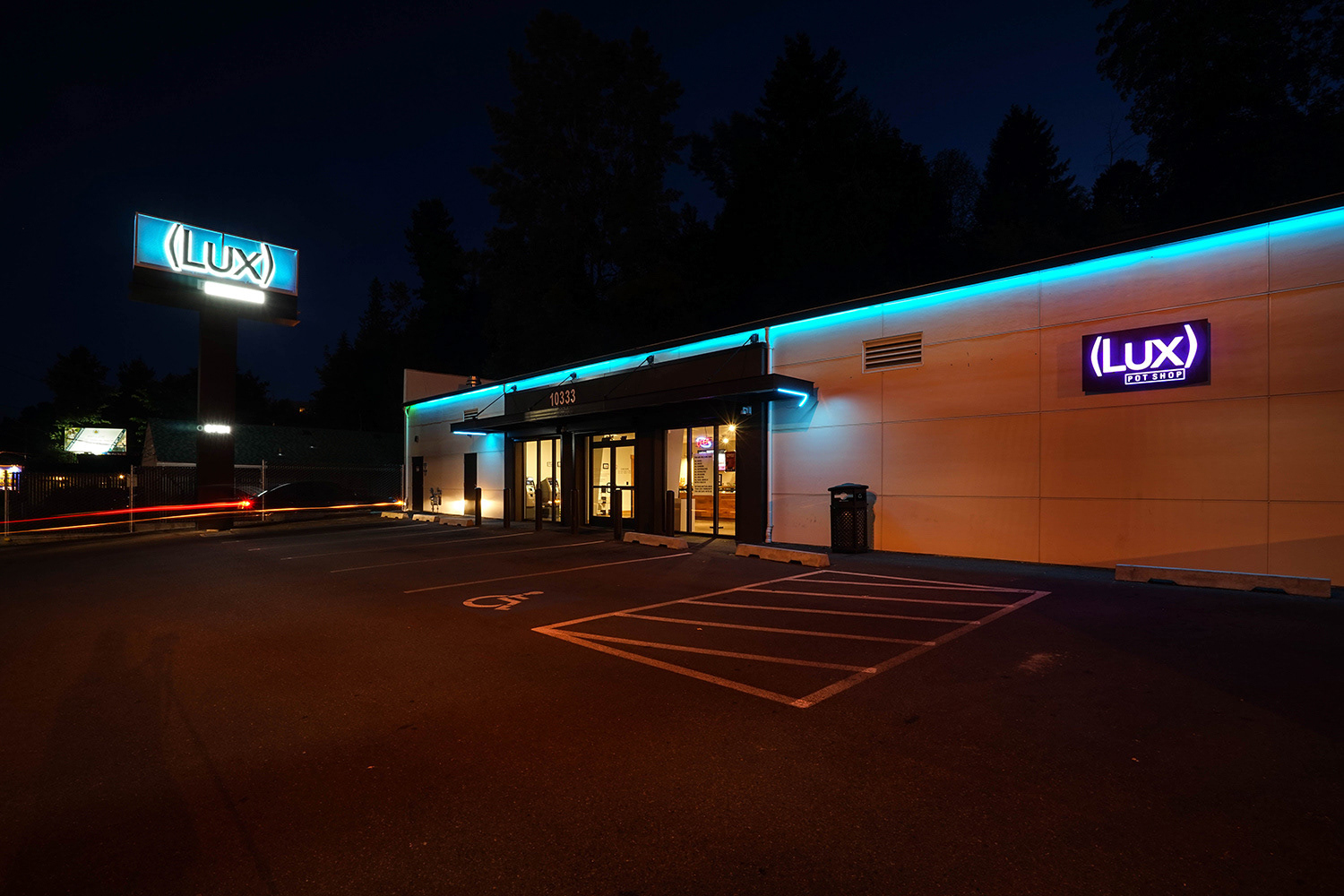 LOGO SIGNAGE MOCK UP TO SIZE: CLIENT LUX POT SHOP