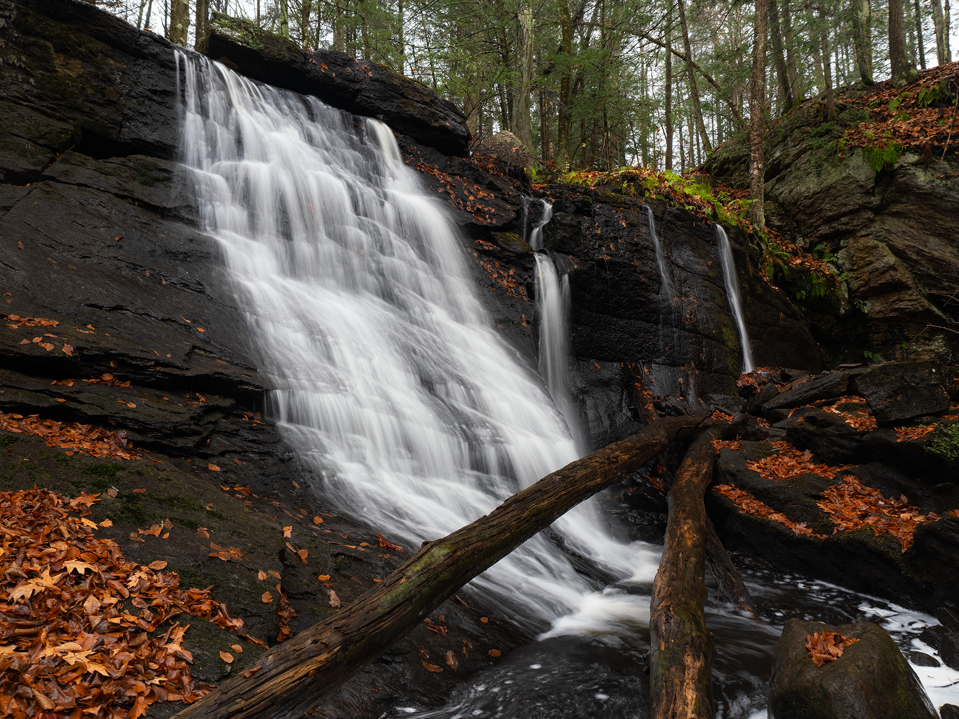 Knife Shop Falls Middle