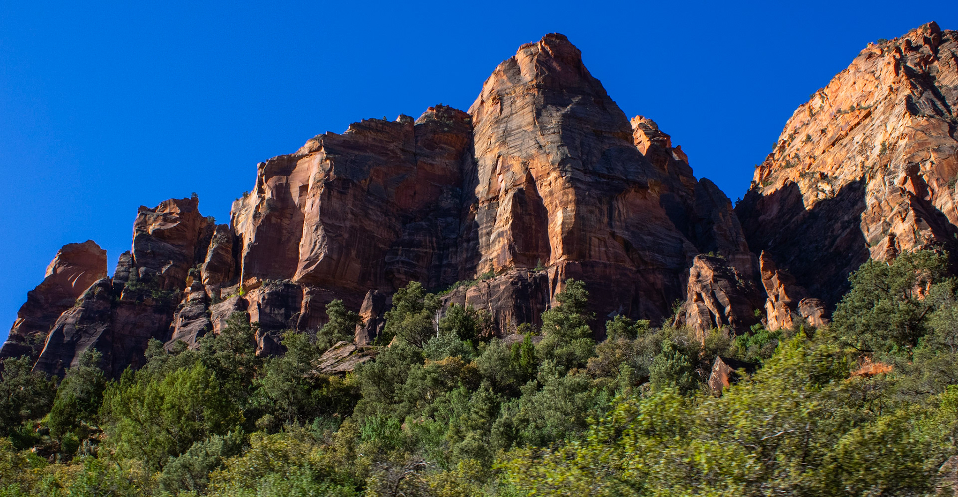 Zion canyons by the roadside. 