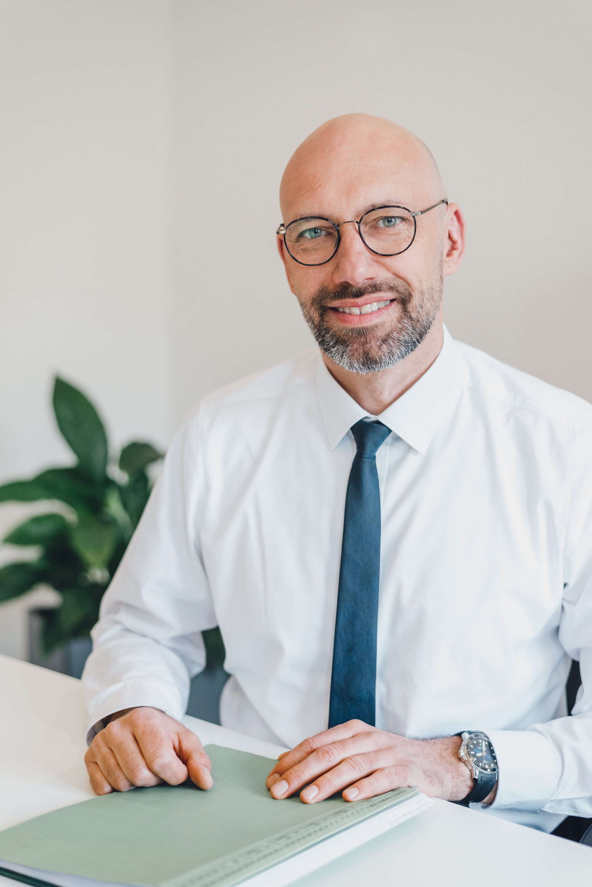 CARSTEN MEIER | ANWALT