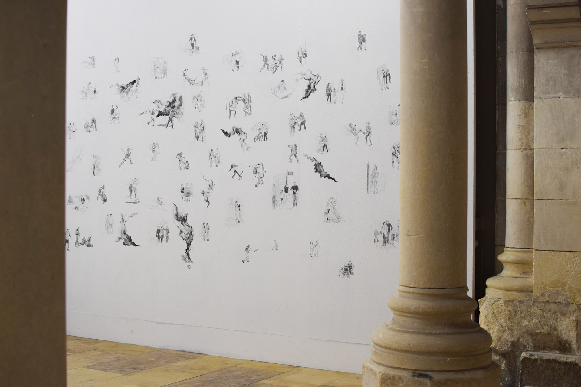 Alexia Atmouni, Le temps des cerises, 2020 Crayon graphite sur mur, 3,76 x 3,14 m - Chapelle des Dames Blanches, La Rochelle - © Alexia Atmouni