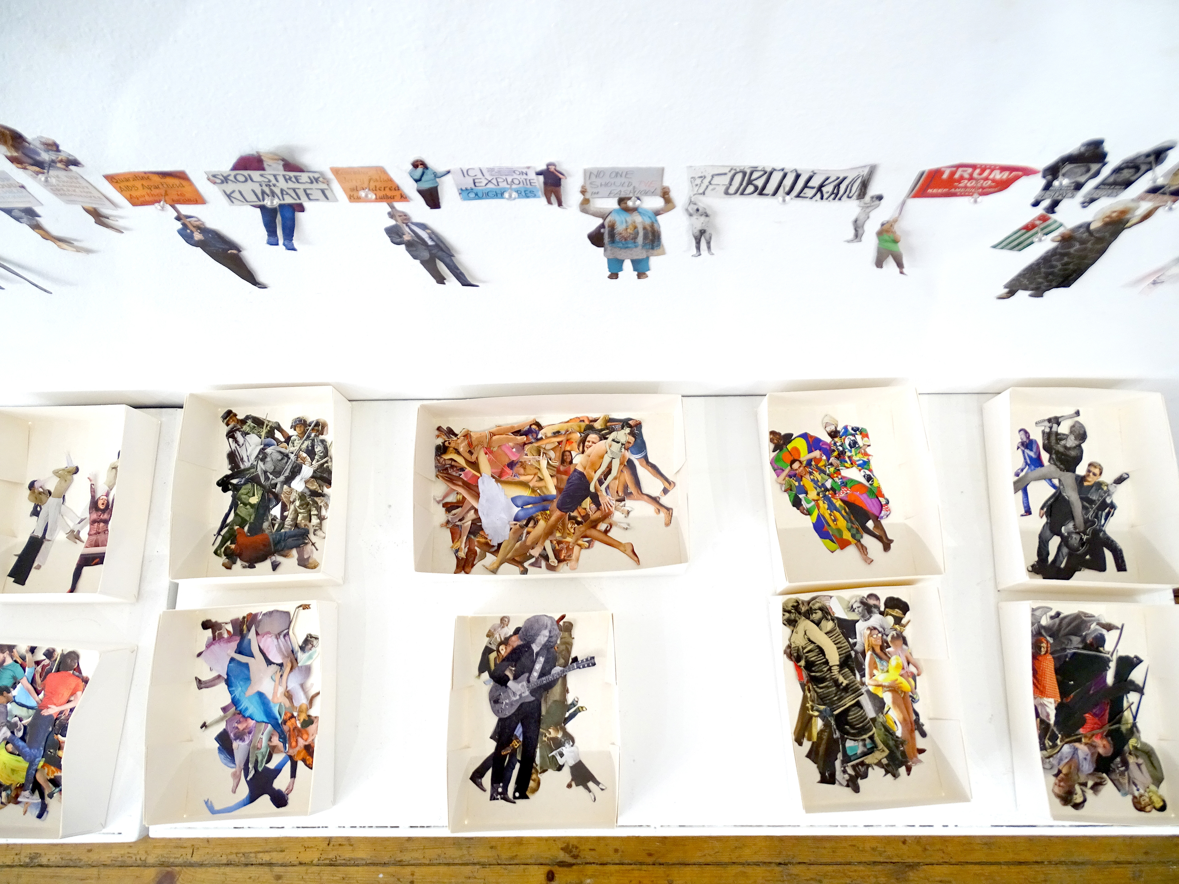 Inventaire n°2 (détail), 2022, papier épinglé au mur Exposition En inventaire, Atelier Bletterie, La Rochelle ©Alexia Atmouni