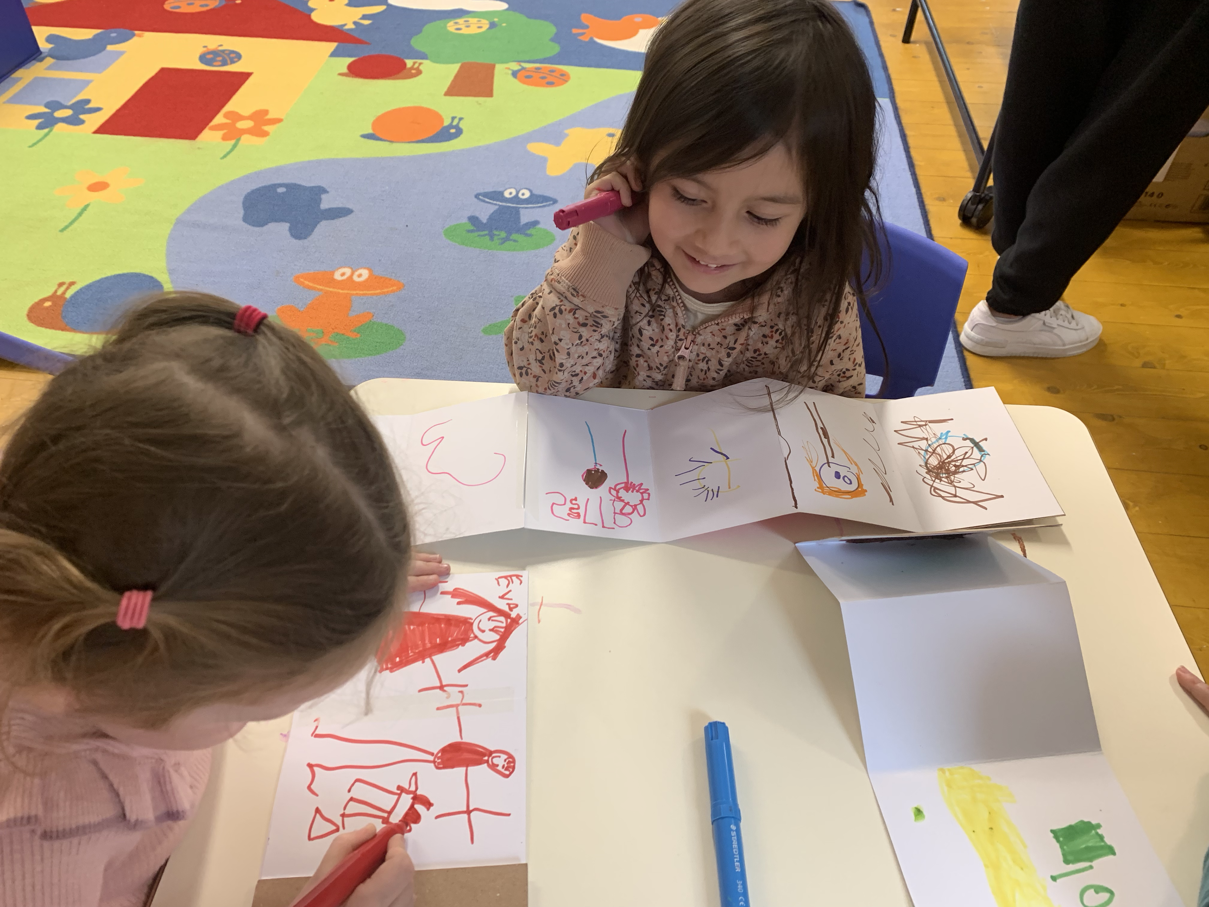 Collaborative drawings in notebooks