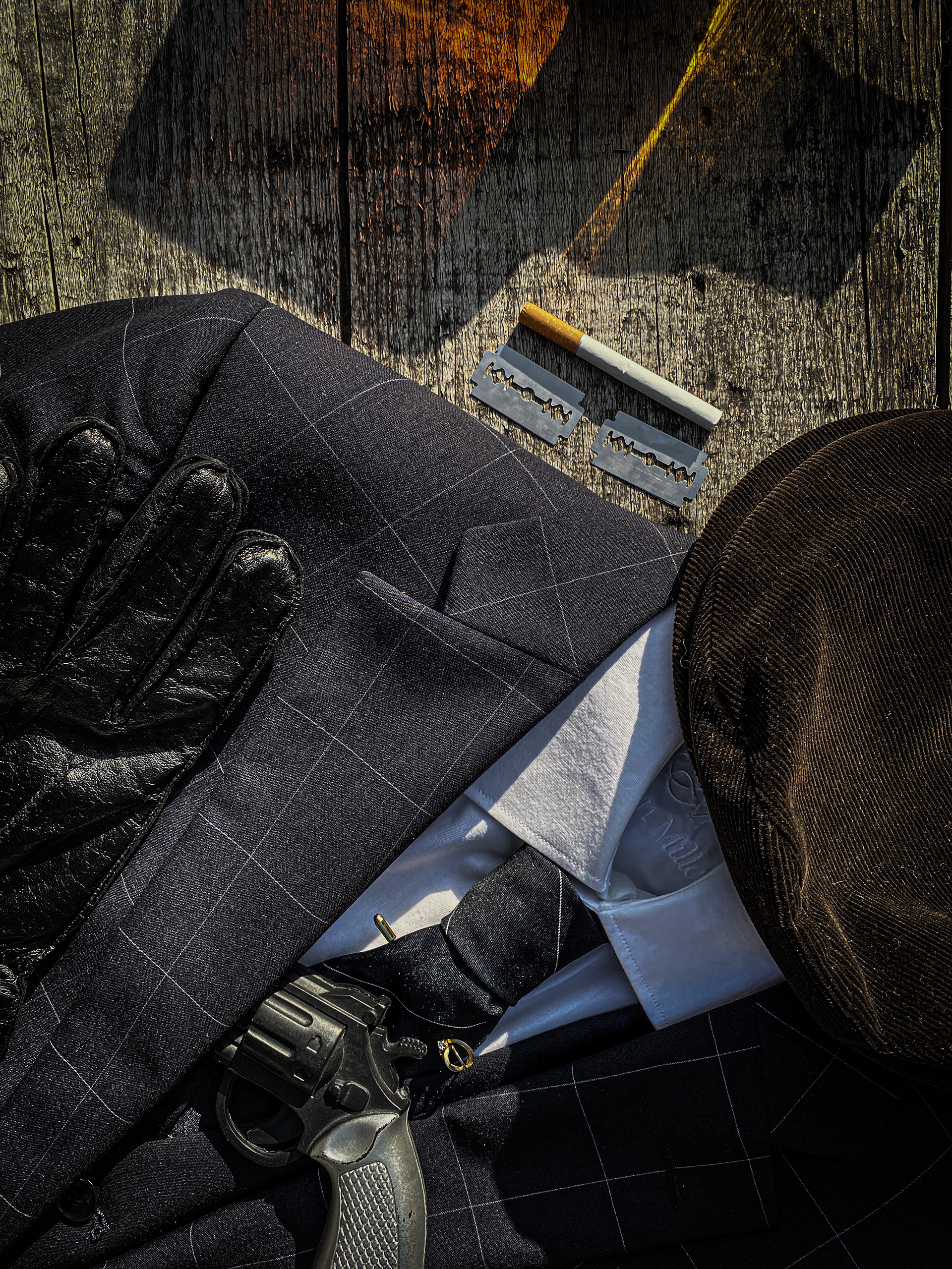 Flatlay buiten - Peaky Blinders