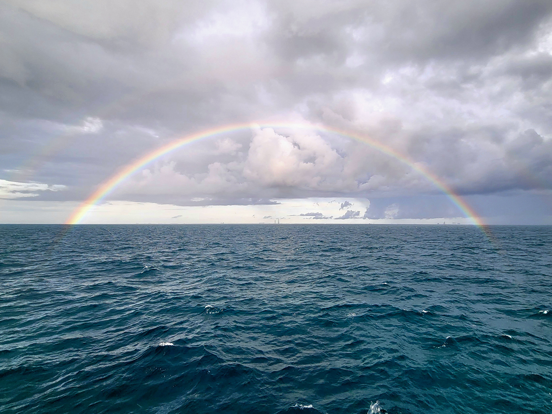 Oceanic Rainbow