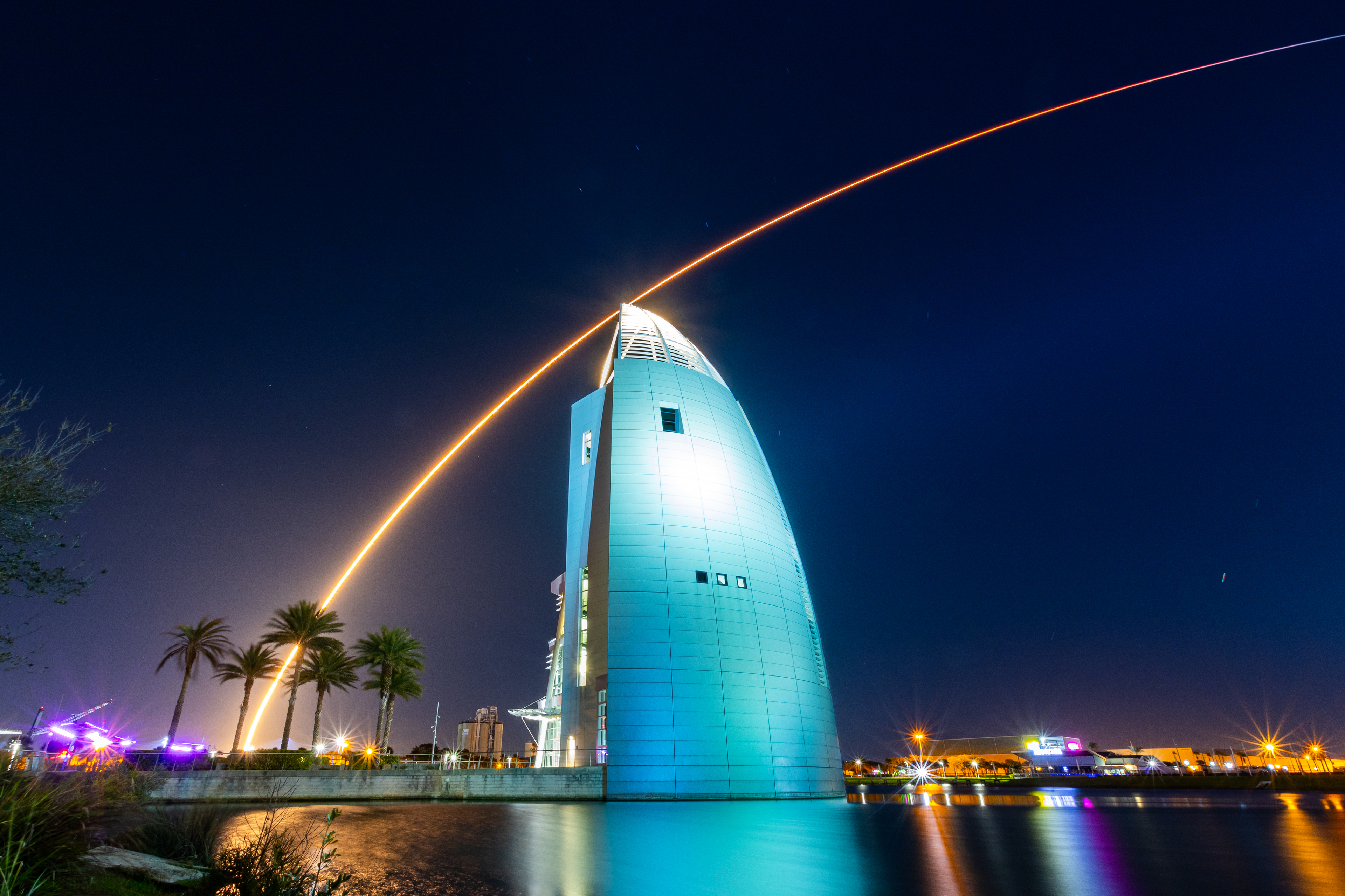 Hakuto-R M2 // Blue Ghost