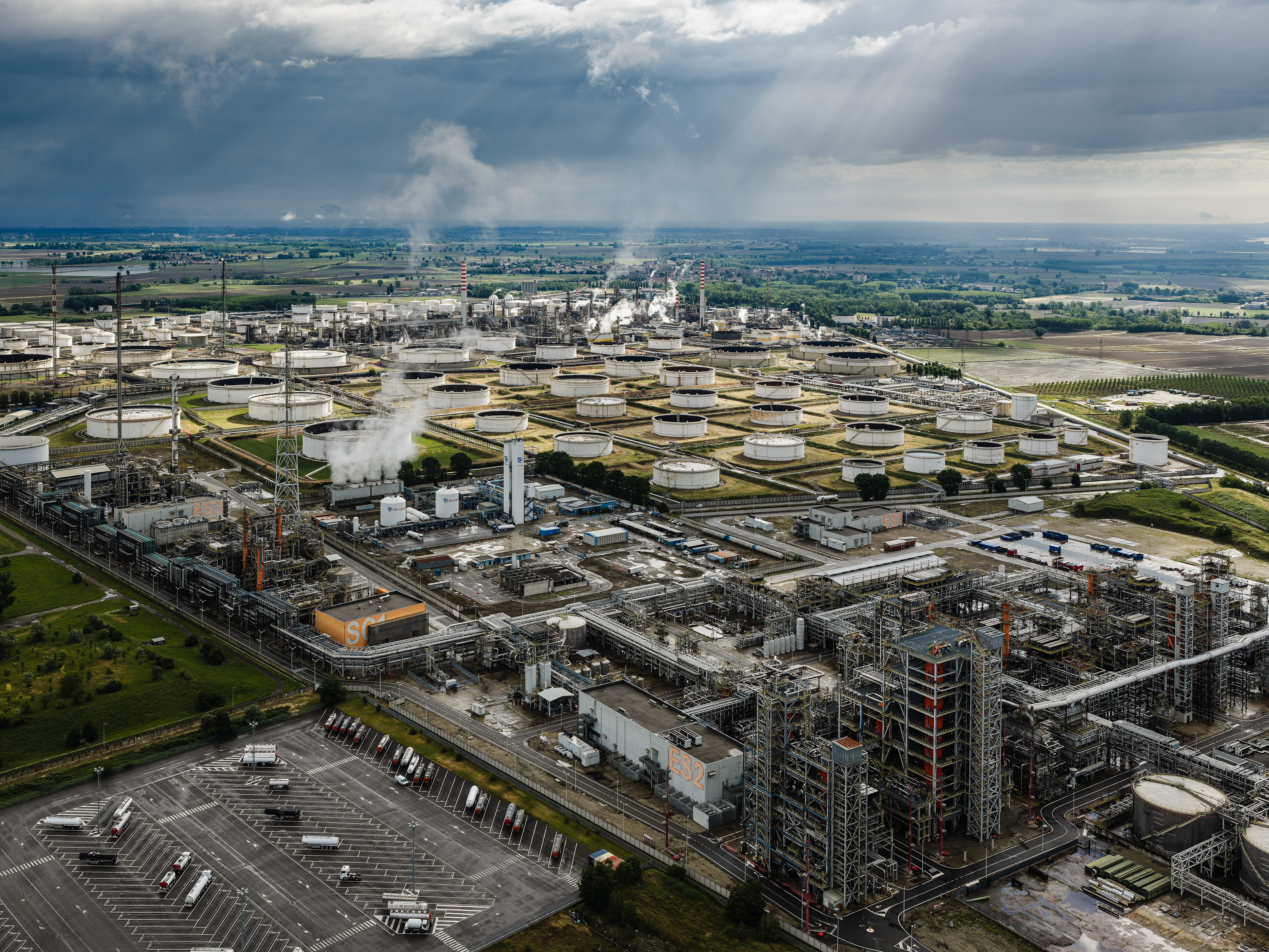 Sannazzaro refinery, Lombardy