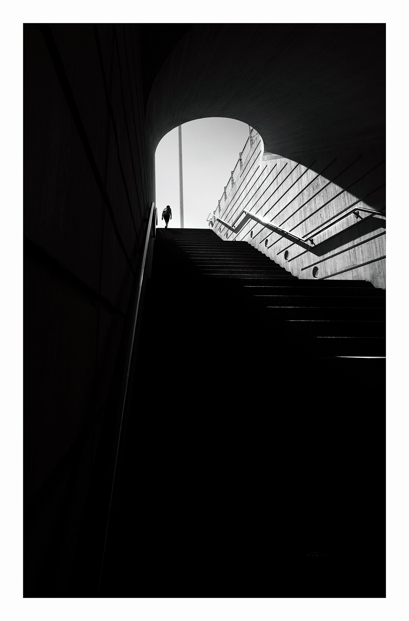 Solitary in Geometry - Valencia City or Arts and Science