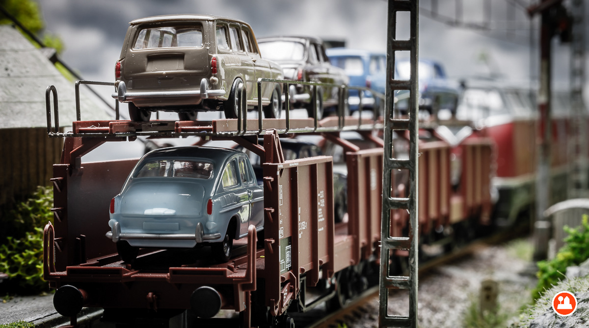 Autoverlading & Transport DB - Fleischmann 4235 en Trix 24332