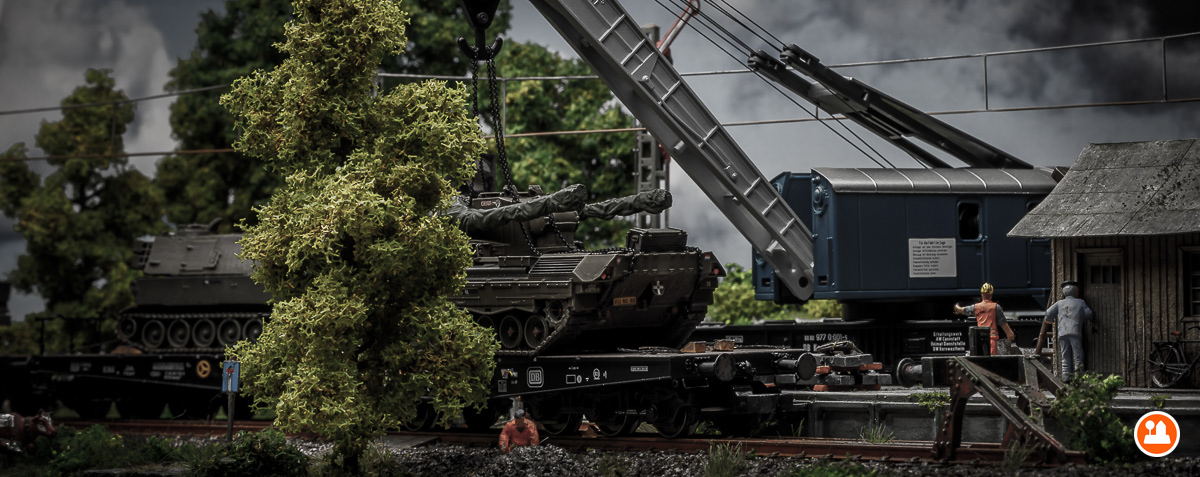 Militaire Tankverlading & Transport - Artitec 20.323.07, 387.300, 6870111, 6870148, 6870393 en Roco 66046