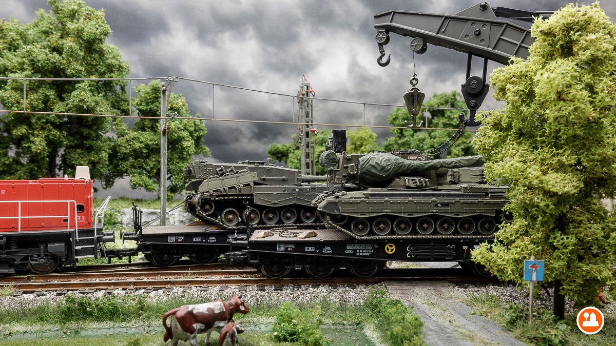 Militaire Tankverlading & Transport - Artitec 20.323.07, 387.300, 6870111, 6870148, 6870393 en Roco 66046