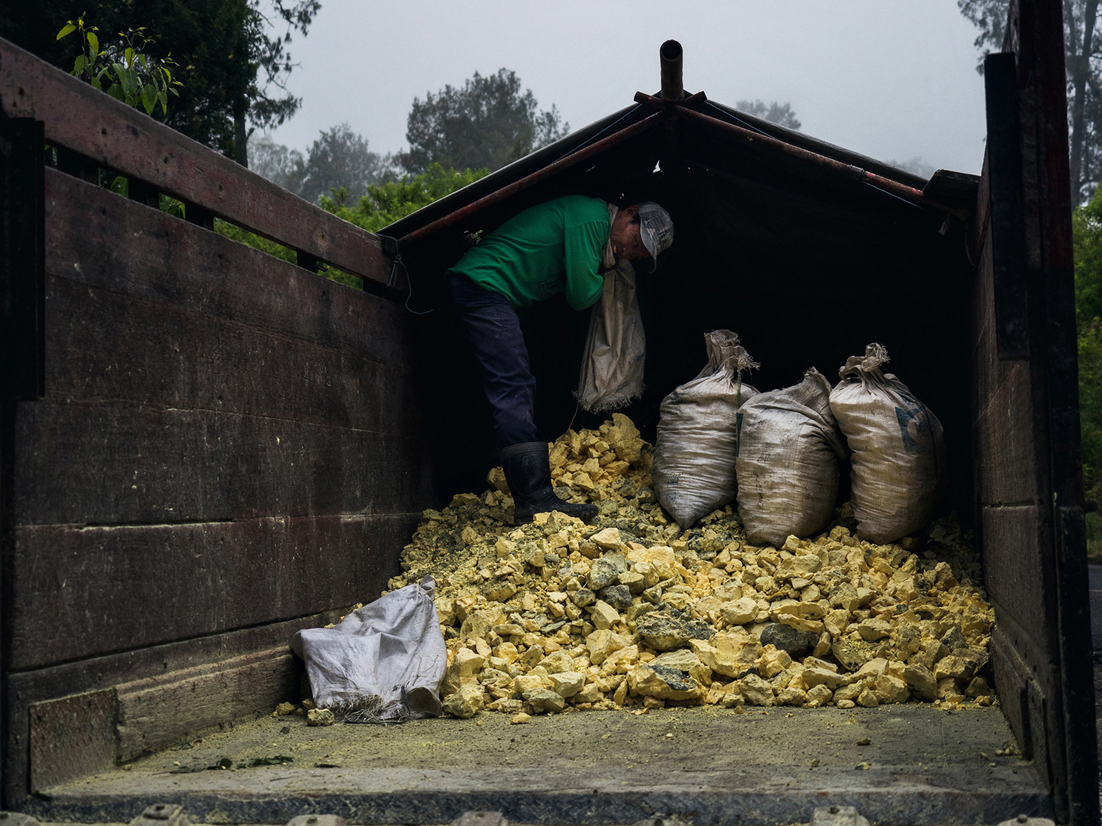 Sulfur mining, Volcano Ijen, Java, Indonesia