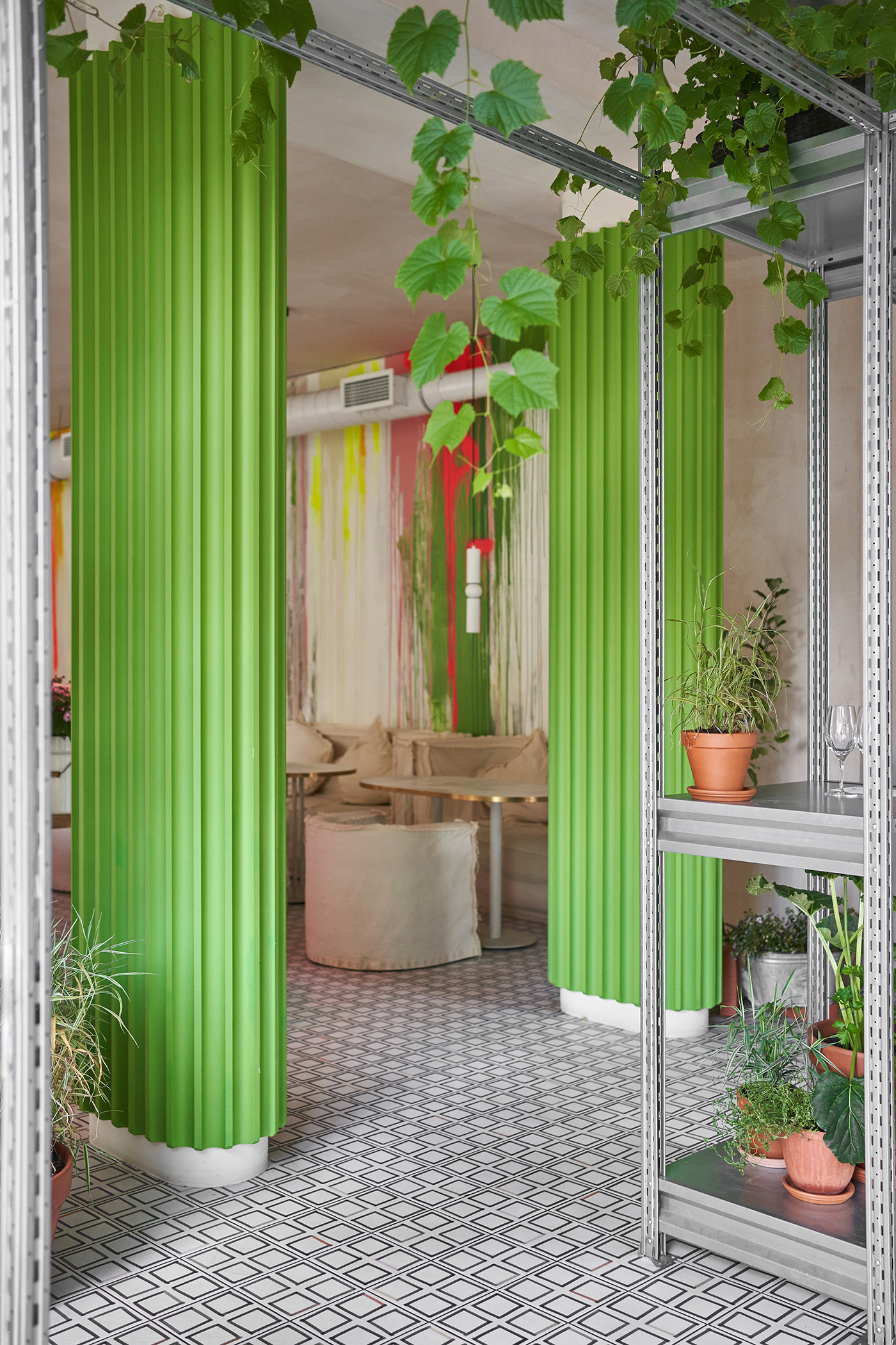 Animals pop-up by DA Bureau