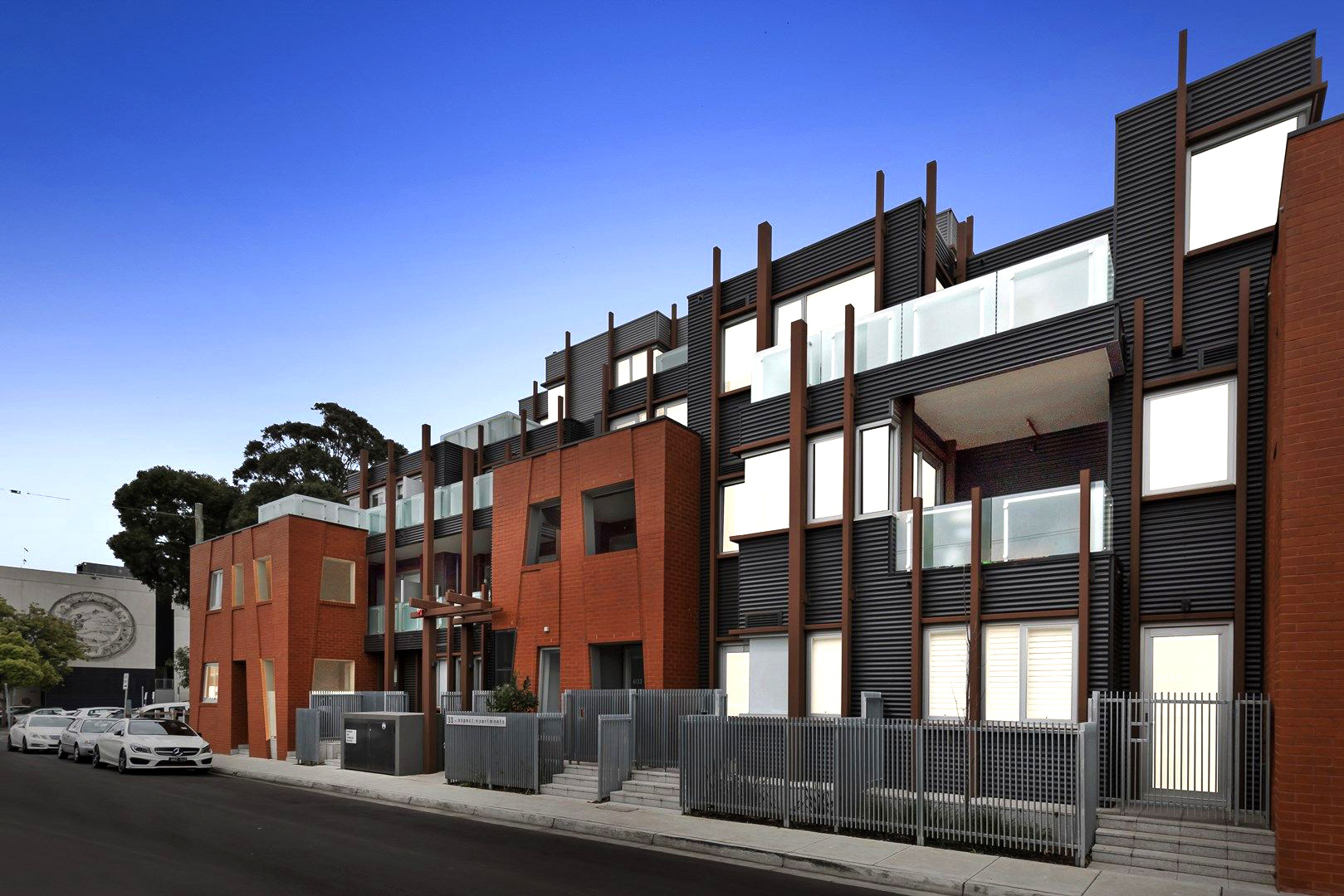 James St Windsor Apartments John Davey and Mimi Sedgwick architect designed