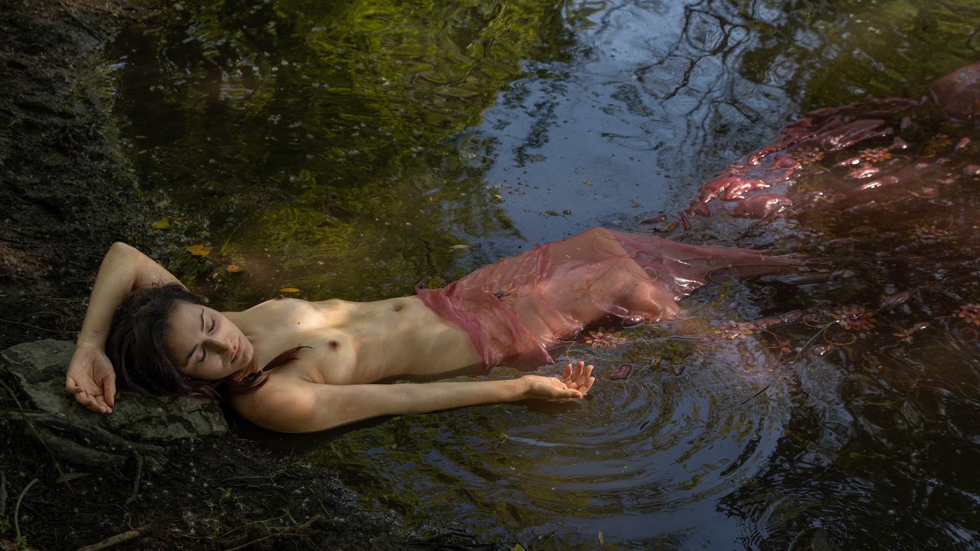 Sabrina à la rivière